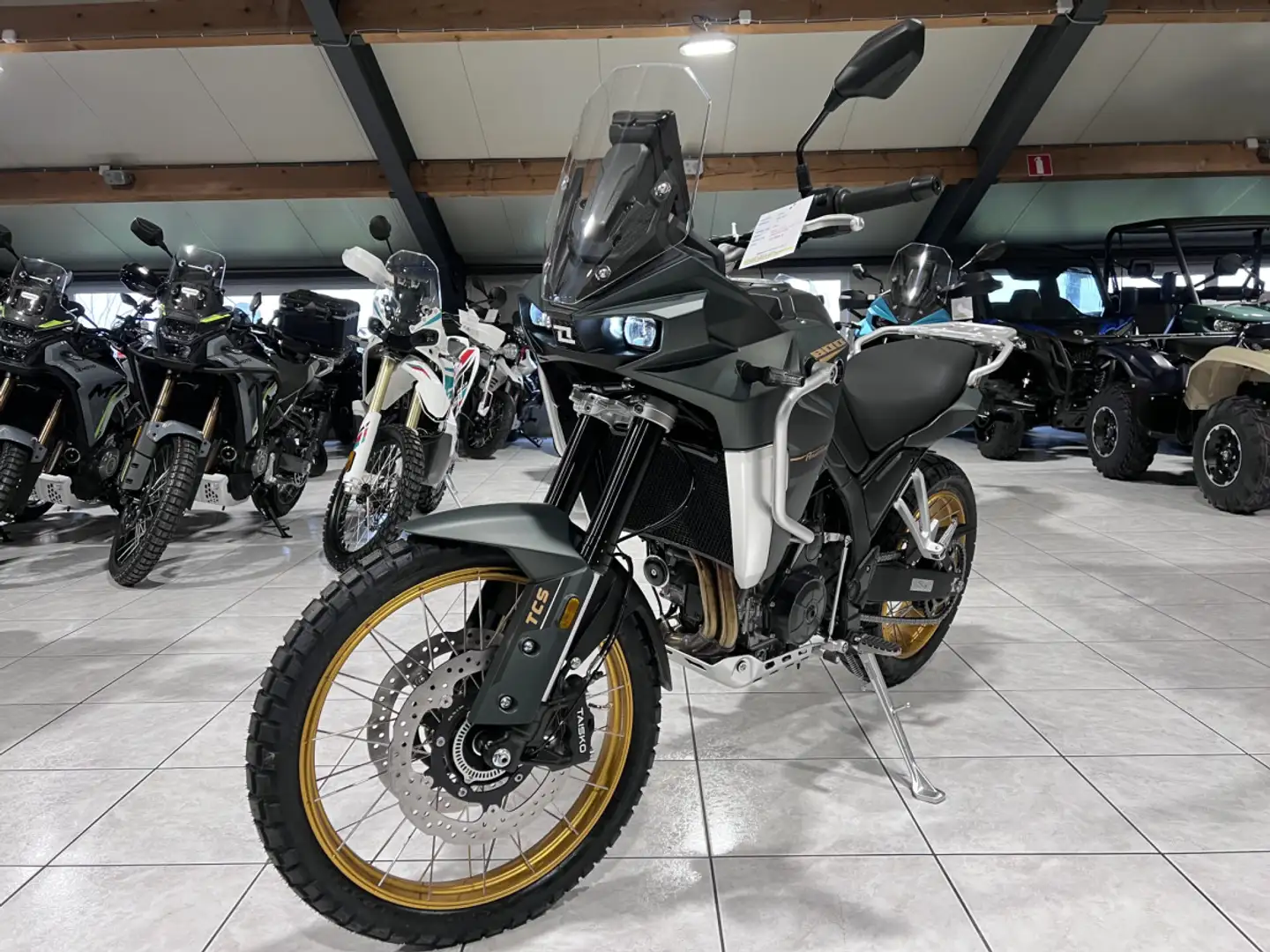 Kove 800X PRO Verde - 2