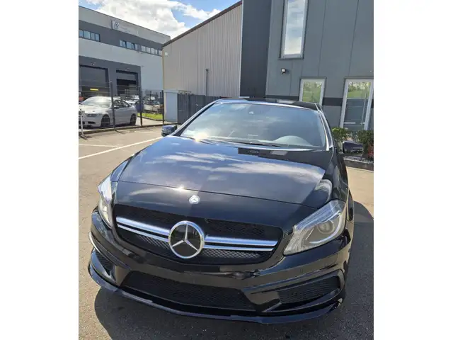 Mercedes-Benz A 45 AMG 4Matic AMG Speedshift 7G-DCT