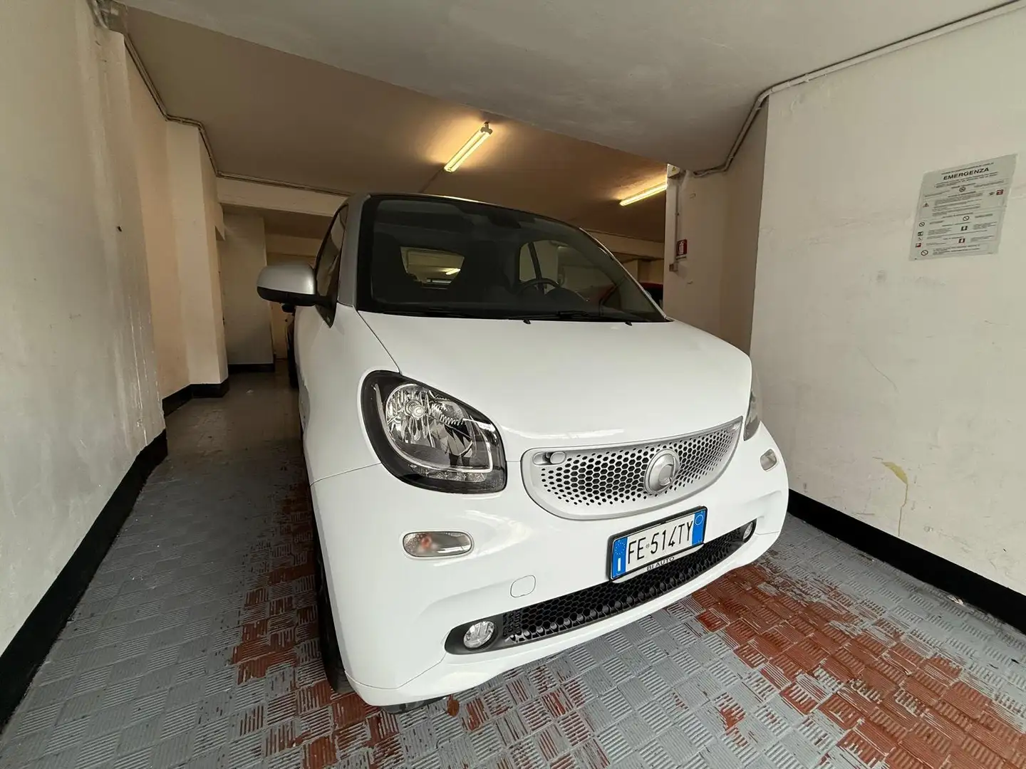 smart forTwo 1.0 Passion 71cv twinamic Blanc - 1