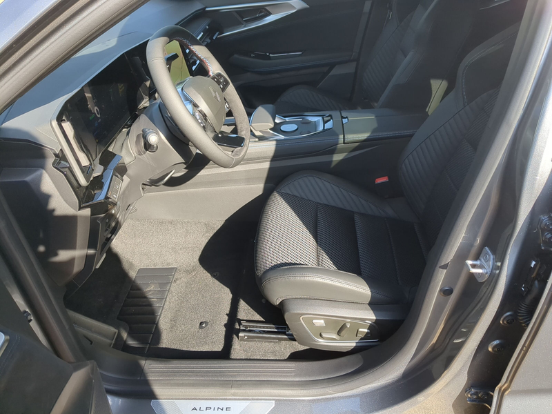 Renault Austral E-TECH 200 Esprit Alpine SHZ+LKHZ+360°-Kamera — photo 5