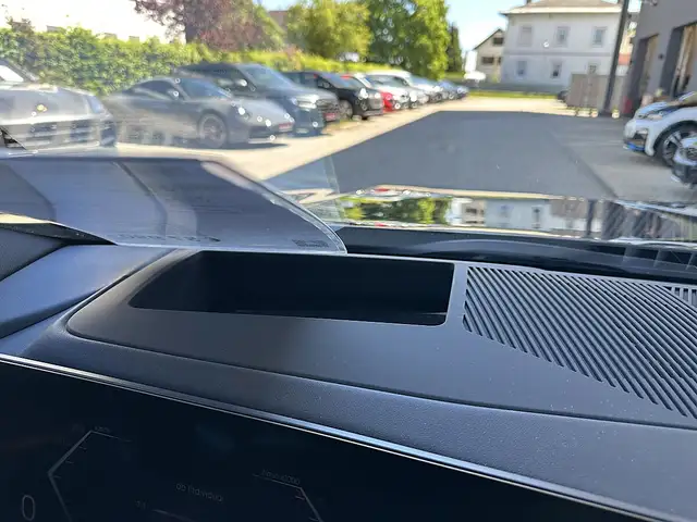 BMW 520 i Touring M-Sportpaket PRO Aut. / AHK / Pano / ... Ansicht 24