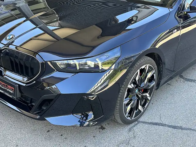 BMW 520 i Touring M-Sportpaket PRO Aut. / AHK / Pano / ... Ansicht 5
