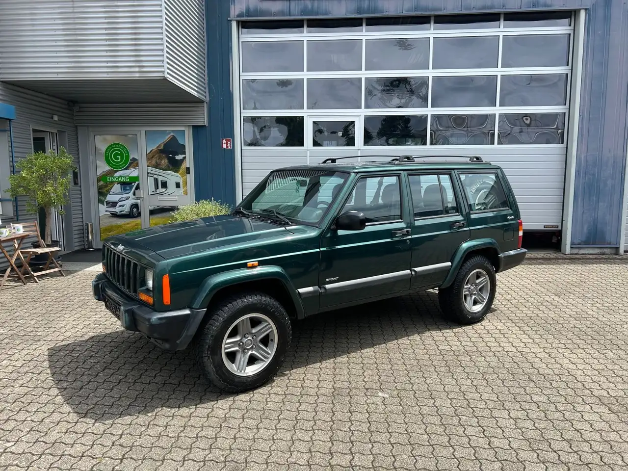 Jeep Cherokee