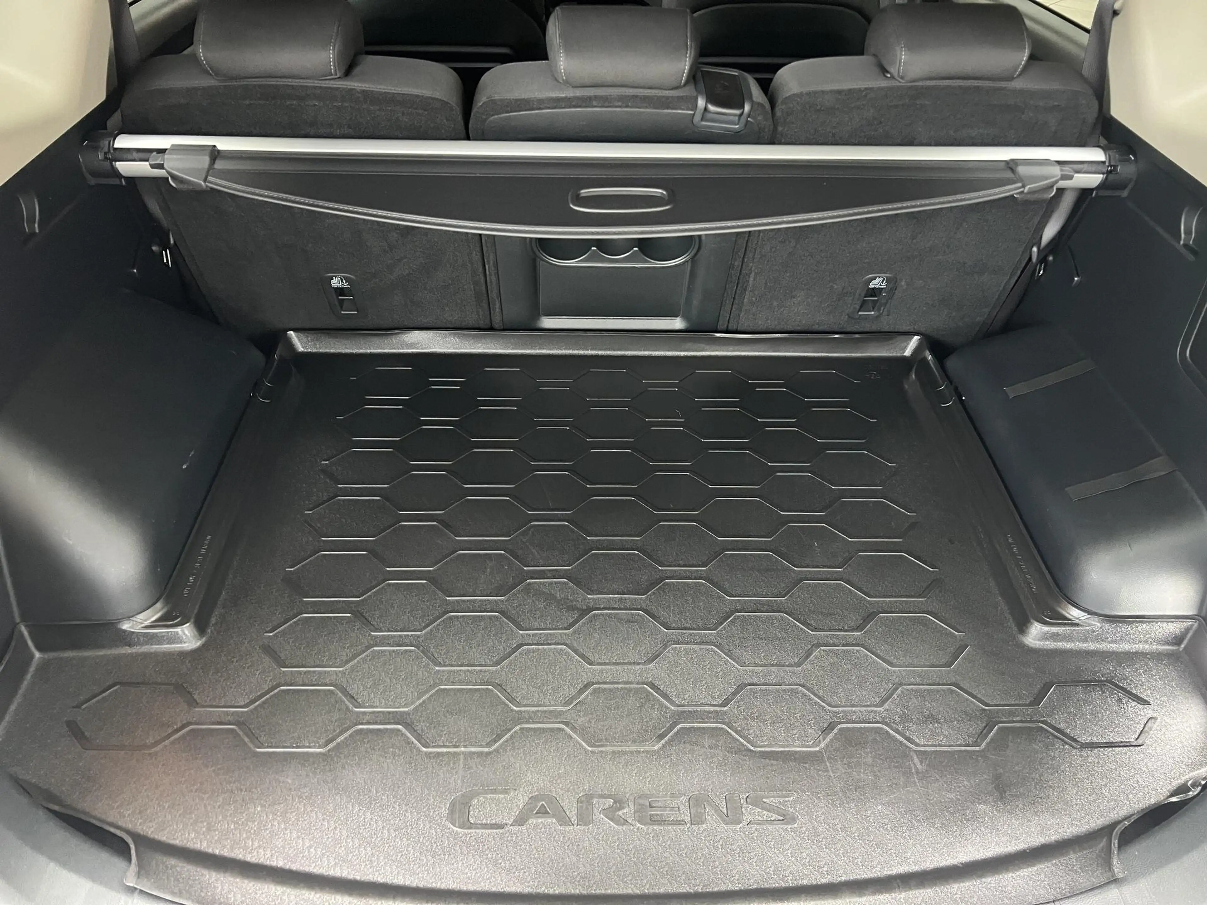 Kia Carens 1.6GDI DreamTeamEdition*SHZ*LRH*TPM*PDC*BTH* — photo 6
