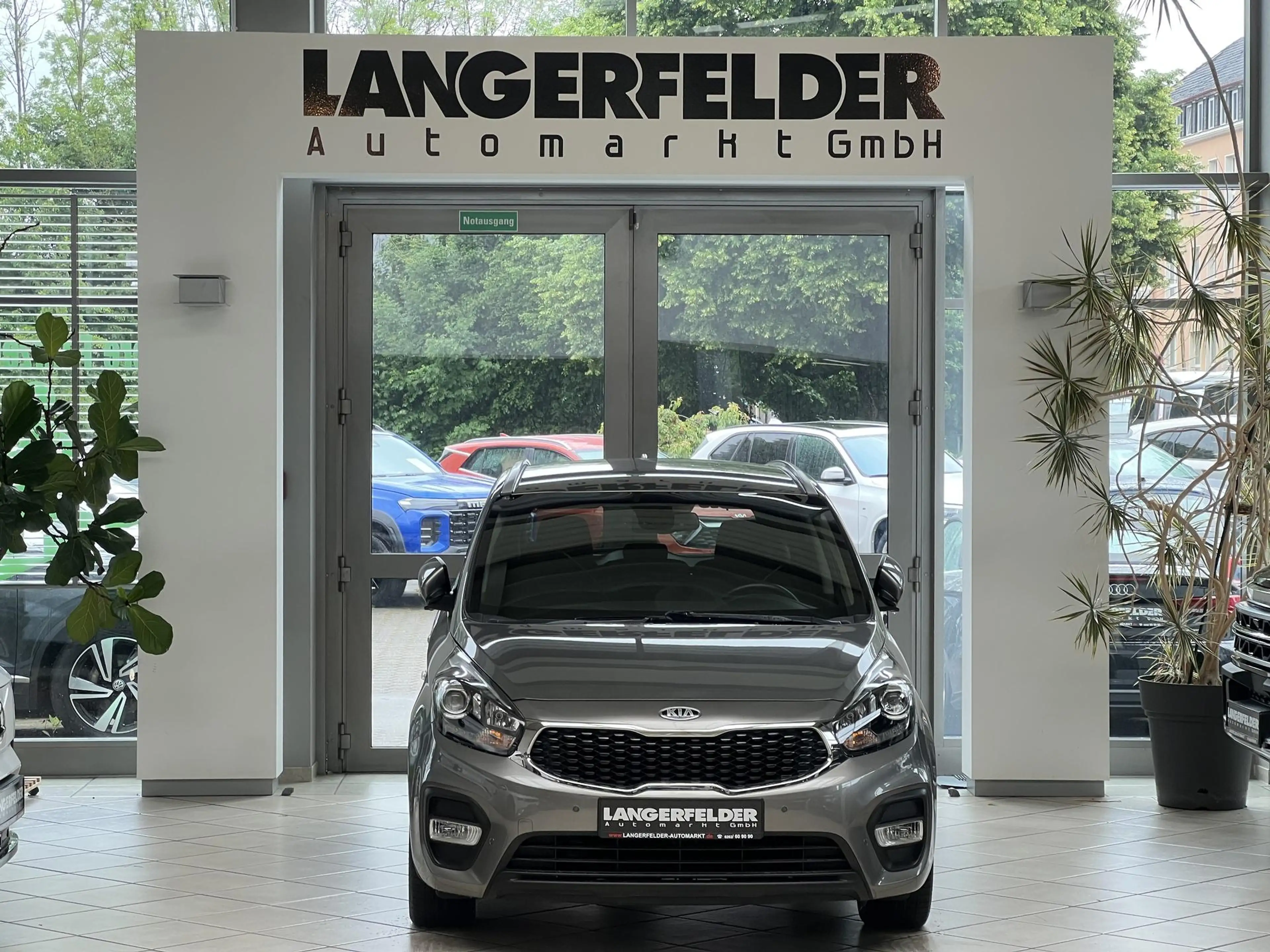 Kia Carens 1.6GDI DreamTeamEdition*SHZ*LRH*TPM*PDC*BTH* — photo 11