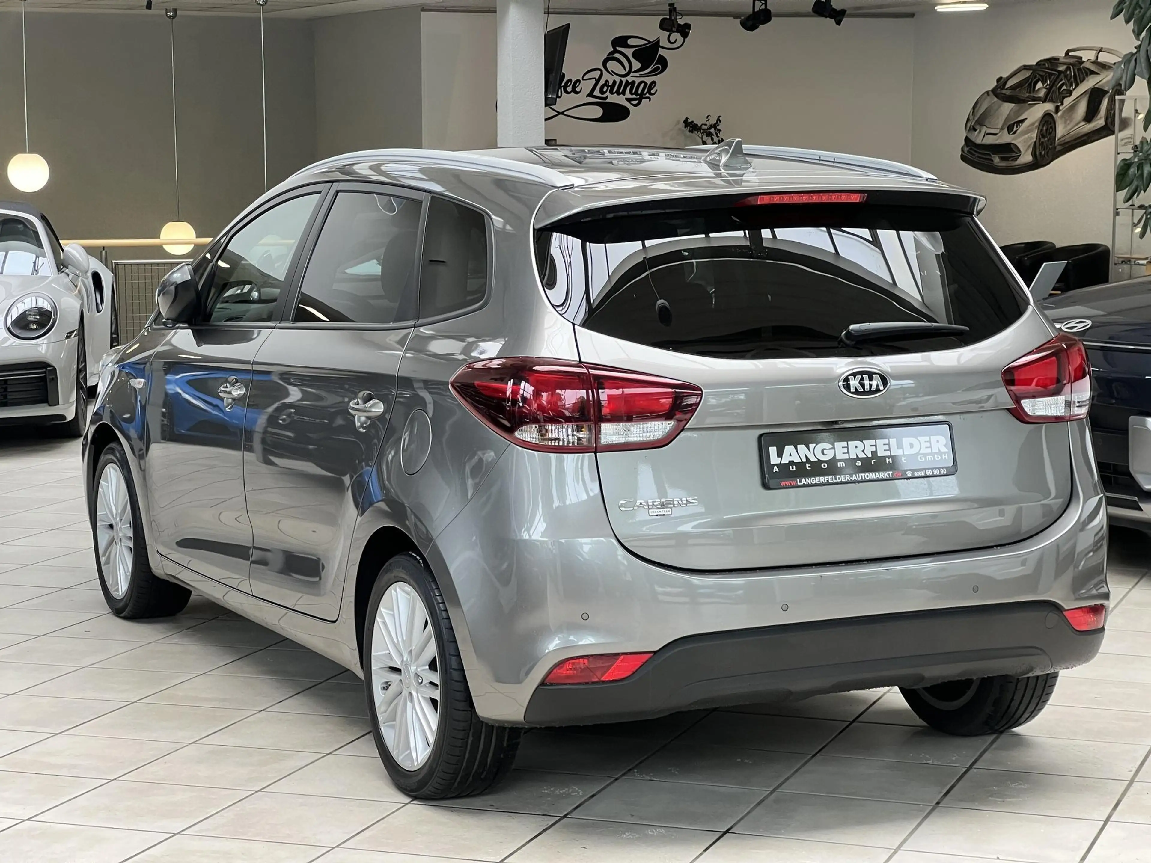 Kia Carens 1.6GDI DreamTeamEdition*SHZ*LRH*TPM*PDC*BTH* — photo 7