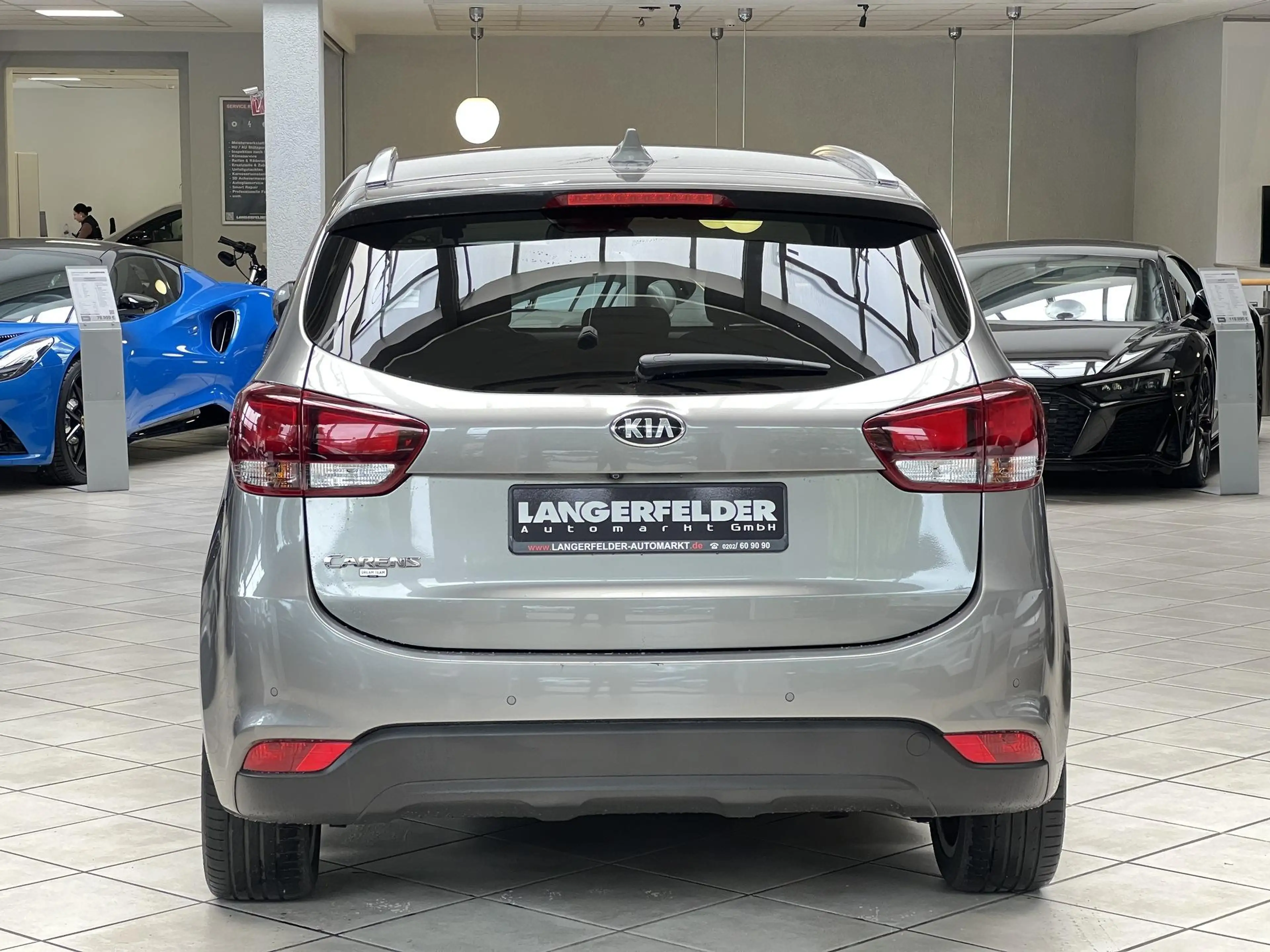 Kia Carens 1.6GDI DreamTeamEdition*SHZ*LRH*TPM*PDC*BTH* — photo 4