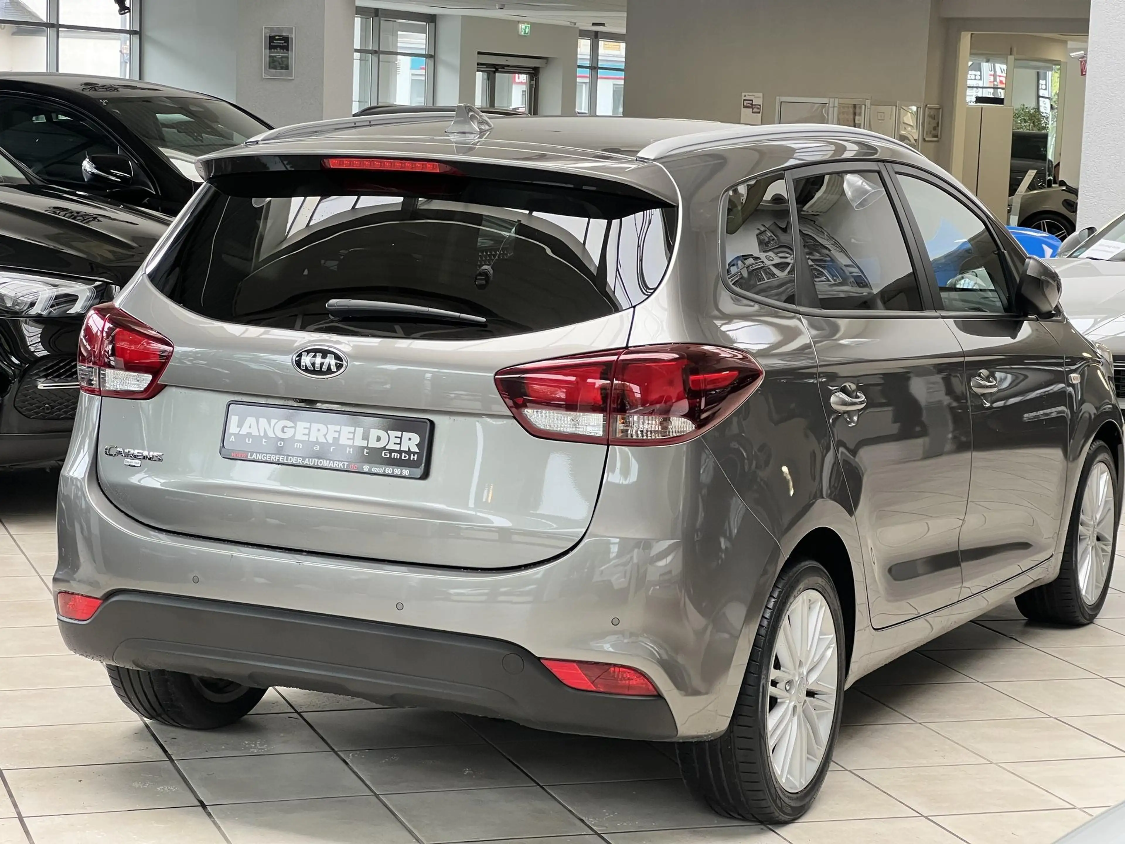 Kia Carens 1.6GDI DreamTeamEdition*SHZ*LRH*TPM*PDC*BTH* — photo 3