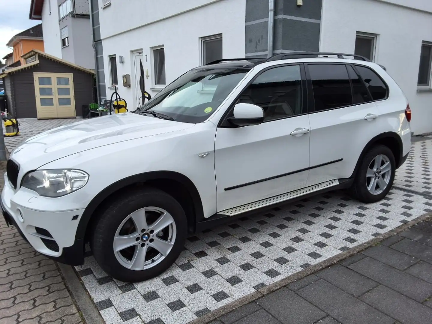 BMW X5 X5 xDrive 3.0d Weiß - 1