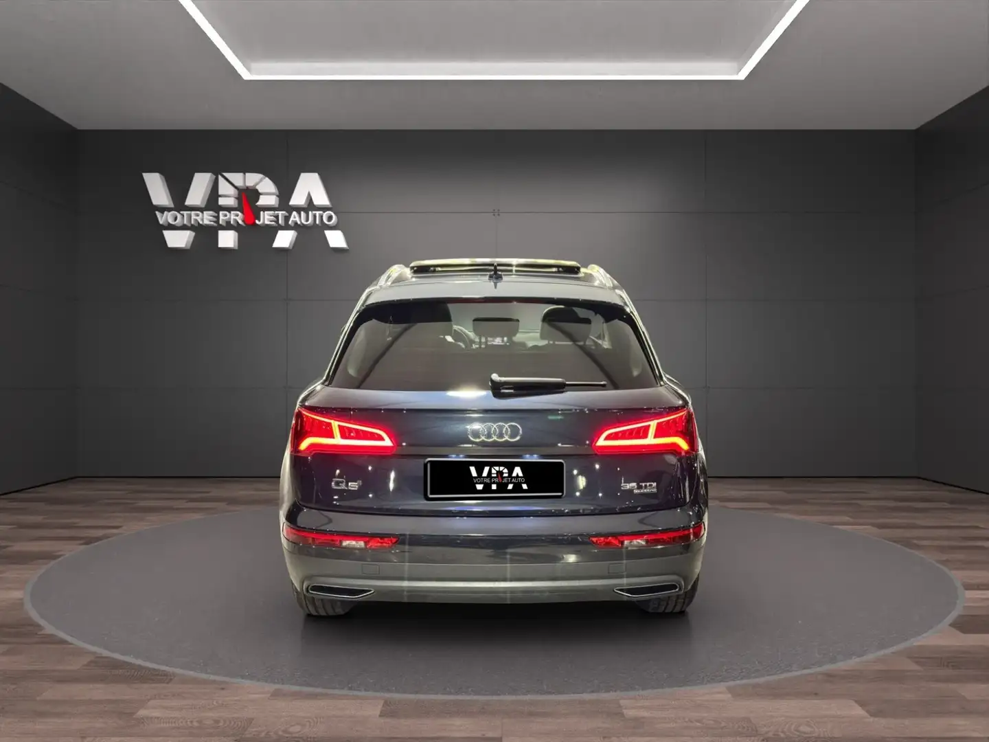 Audi Q5 35 TDI quattro Business Executive S-tronic Bleu - 2