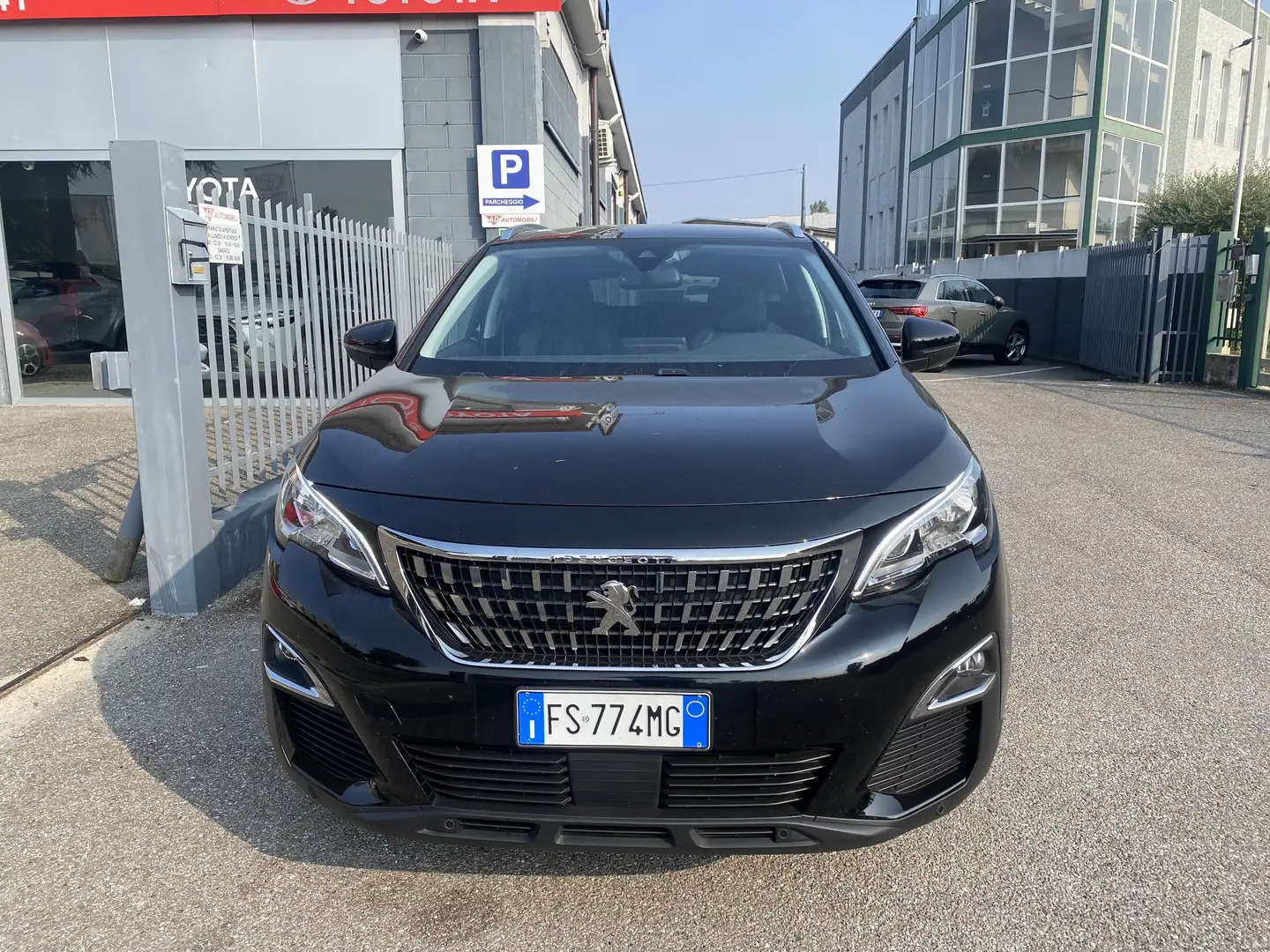 Peugeot 3008 3008 II 2016 1.5 bluehdi Business s Zwart - 2