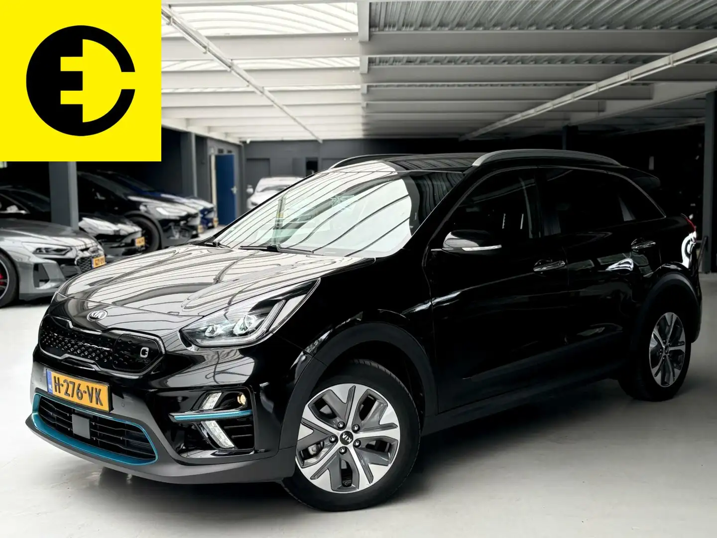 Kia e-Niro ExecutiveLine 64 kWh | SoH 100% | Stoelverkoeling Zwart - 1