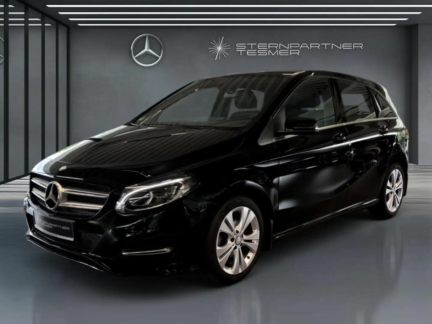 Mercedes-Benz B 180 Urban - AHK - LED - Sitzheizung Zwart - 2