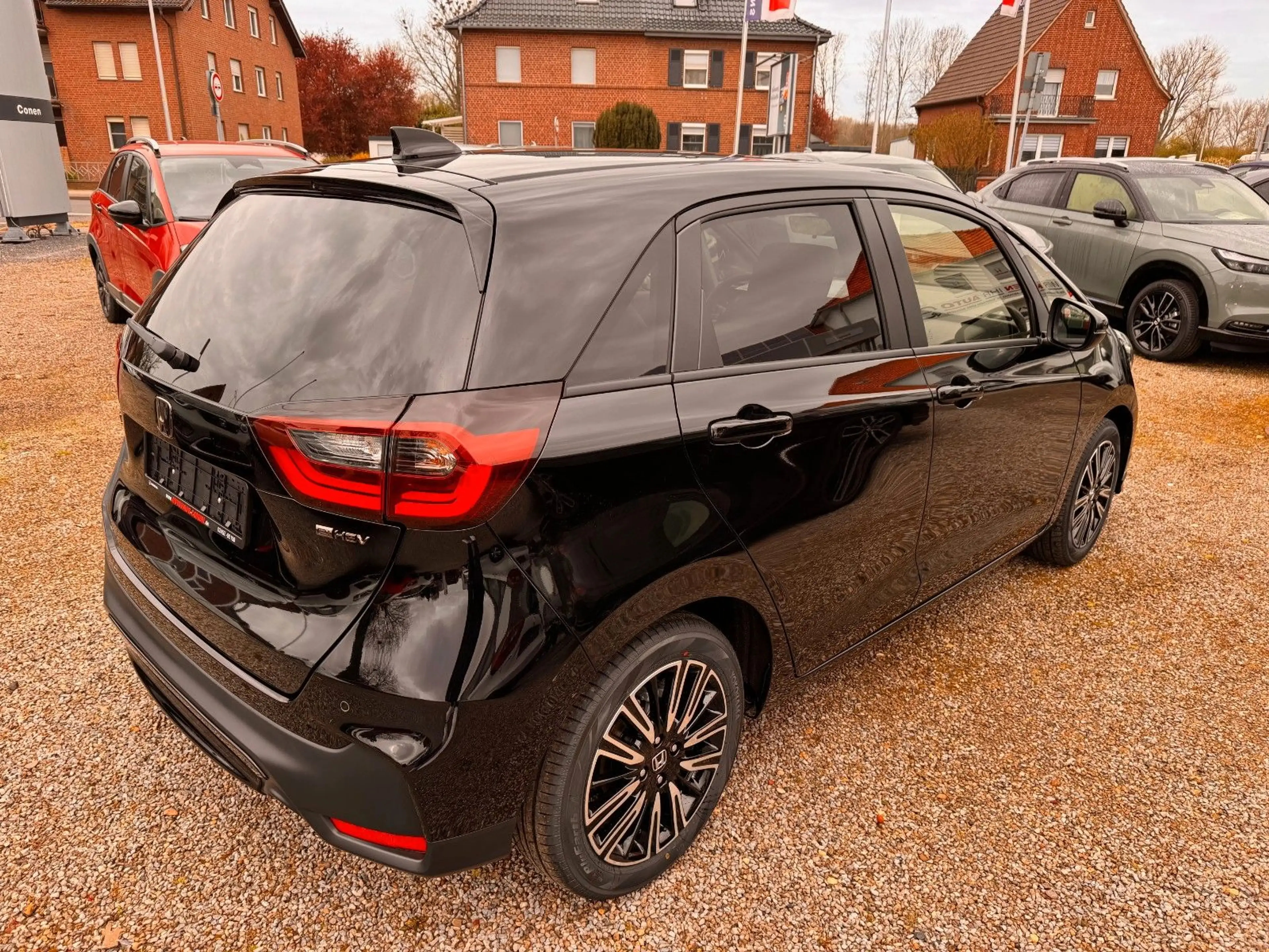 Honda Jazz 1.5 i-MMD Hybrid Advance Black Emblem — photo 5