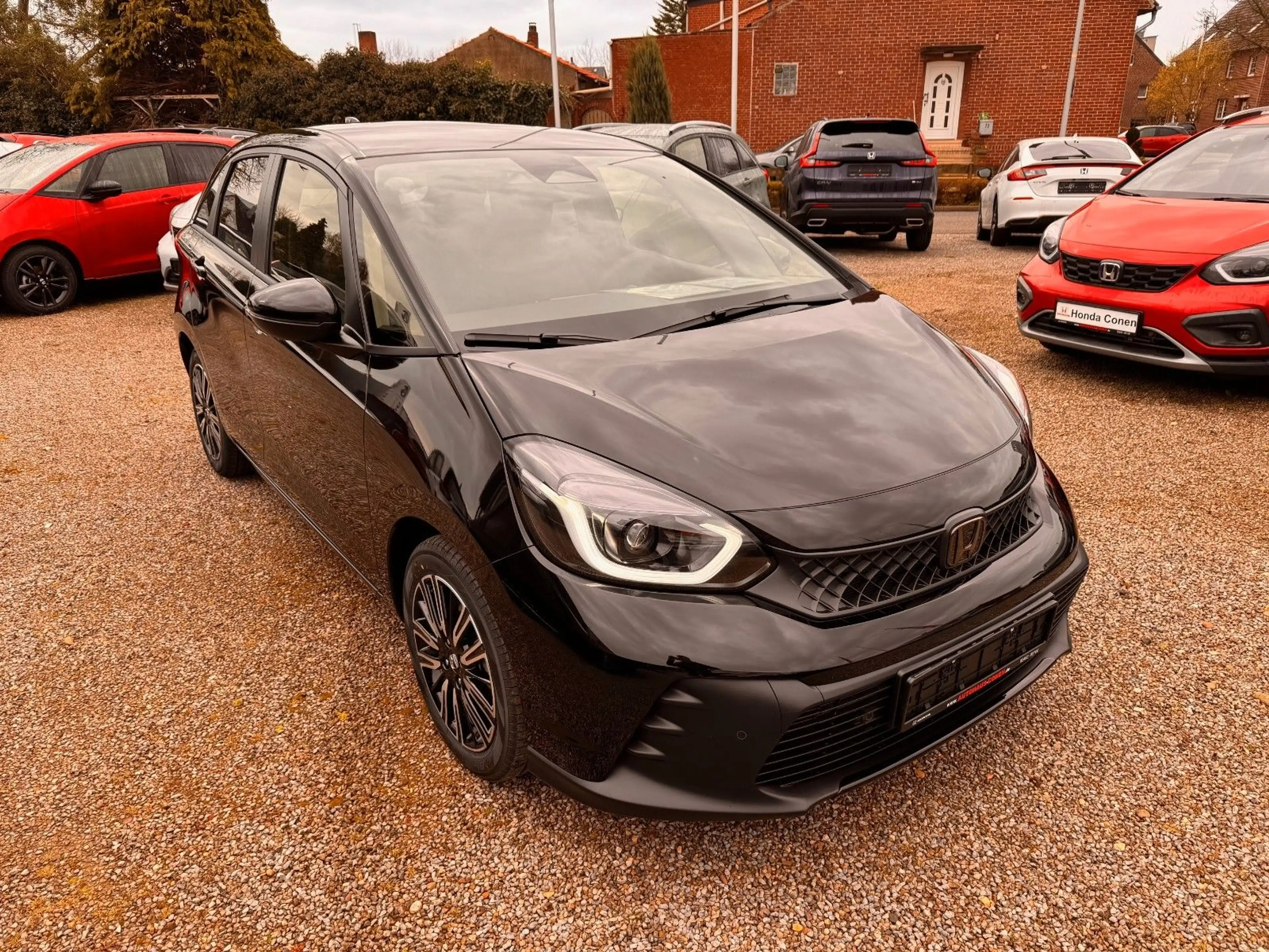 Honda Jazz 1.5 i-MMD Hybrid Advance Black Emblem — photo 3