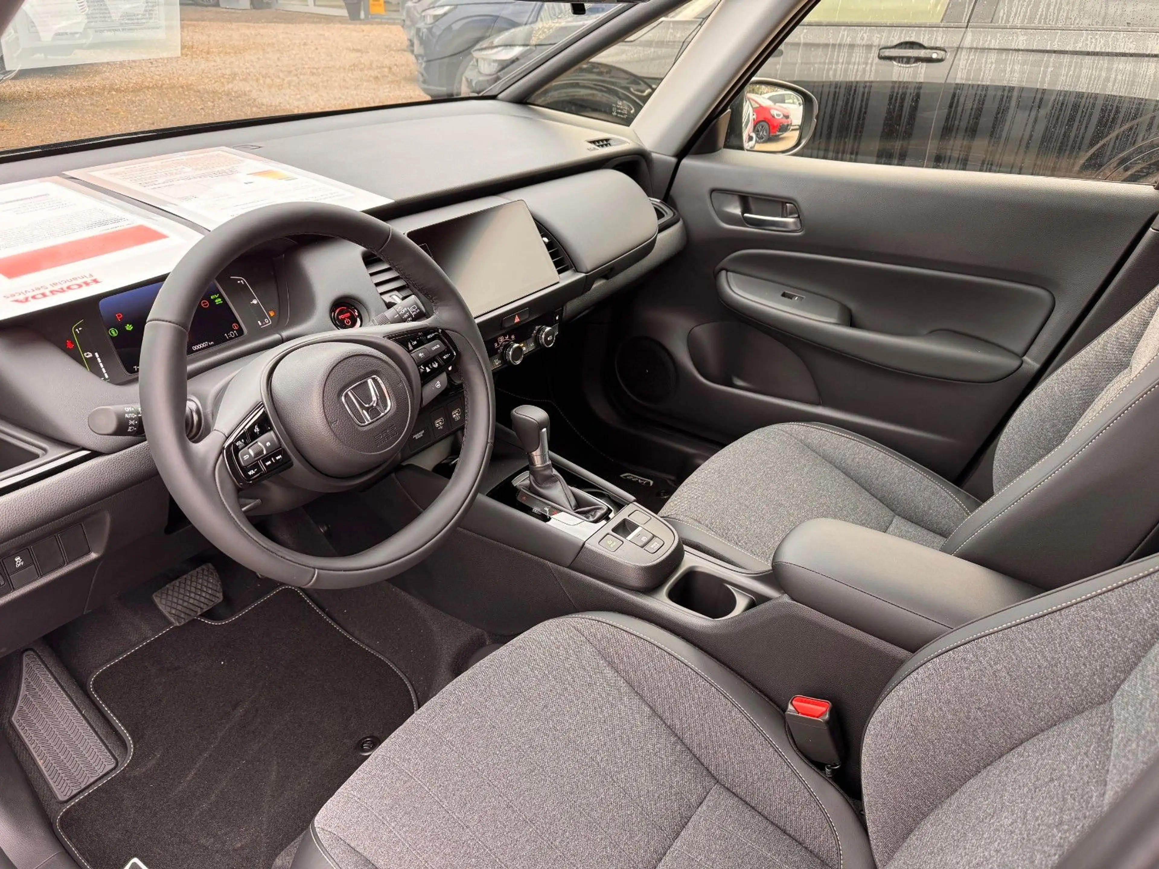Honda Jazz 1.5 i-MMD Hybrid Advance Black Emblem — photo 9