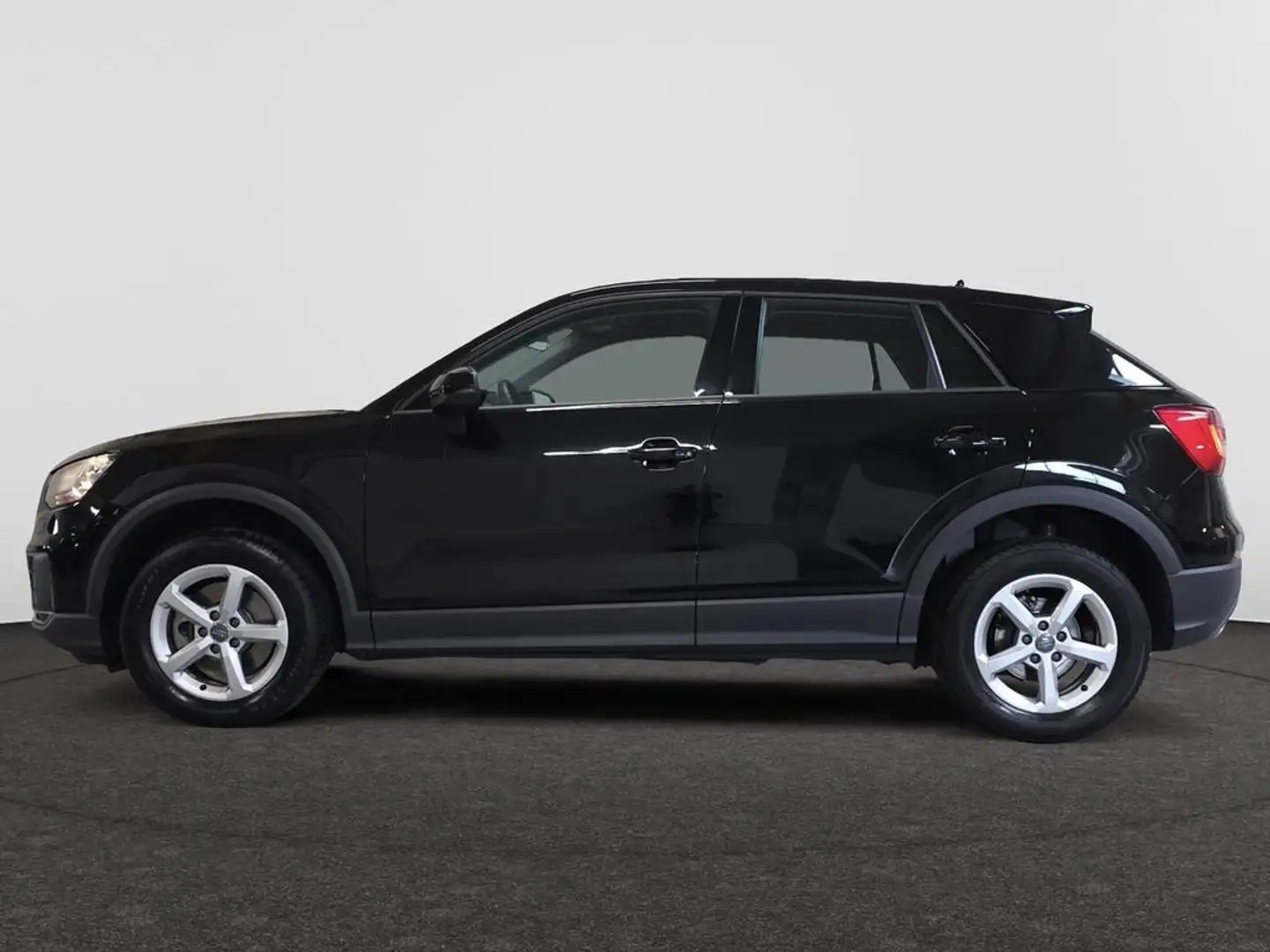Audi Q2 1.4 TFSI Schwarz - 2