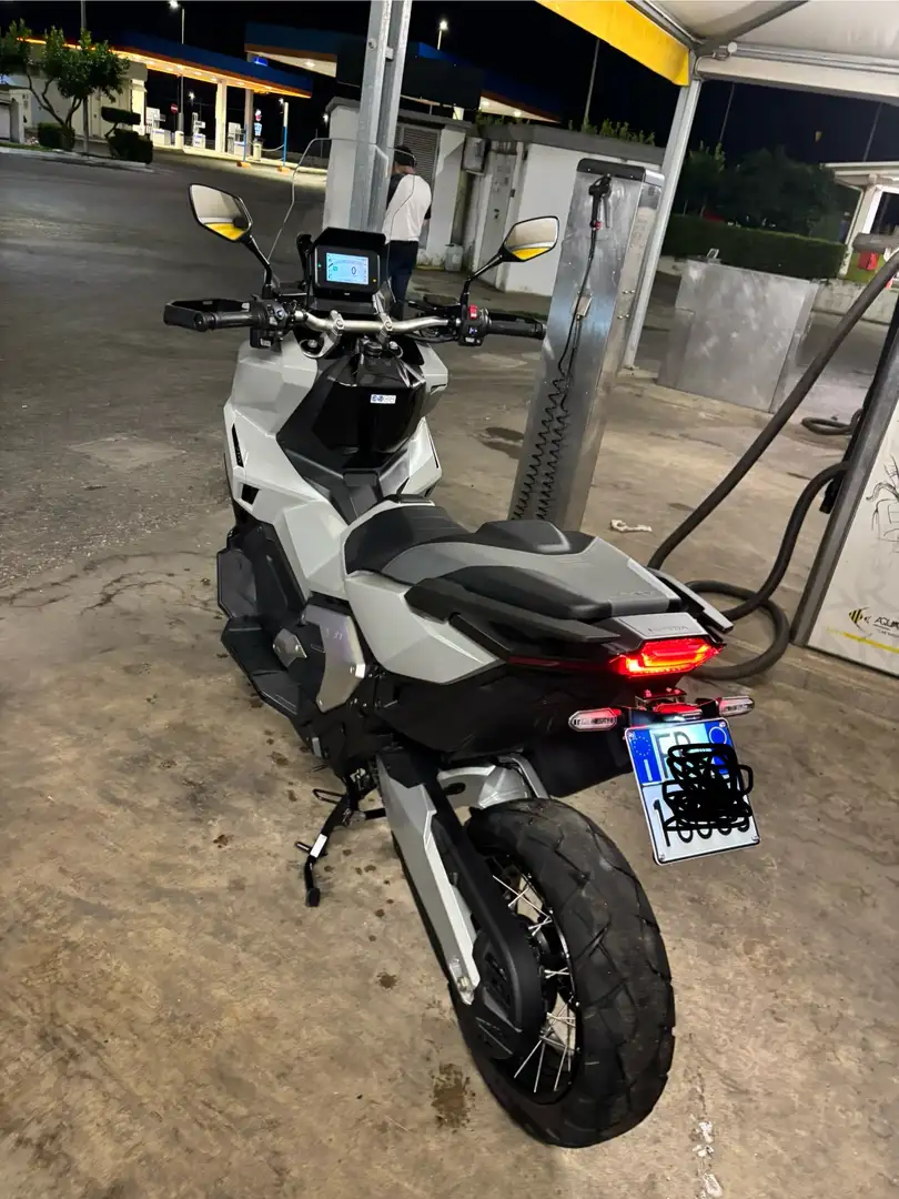 Honda X-ADV - 2
