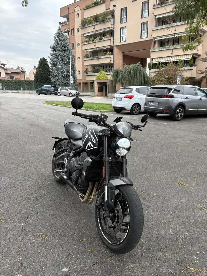Triumph Trident 660