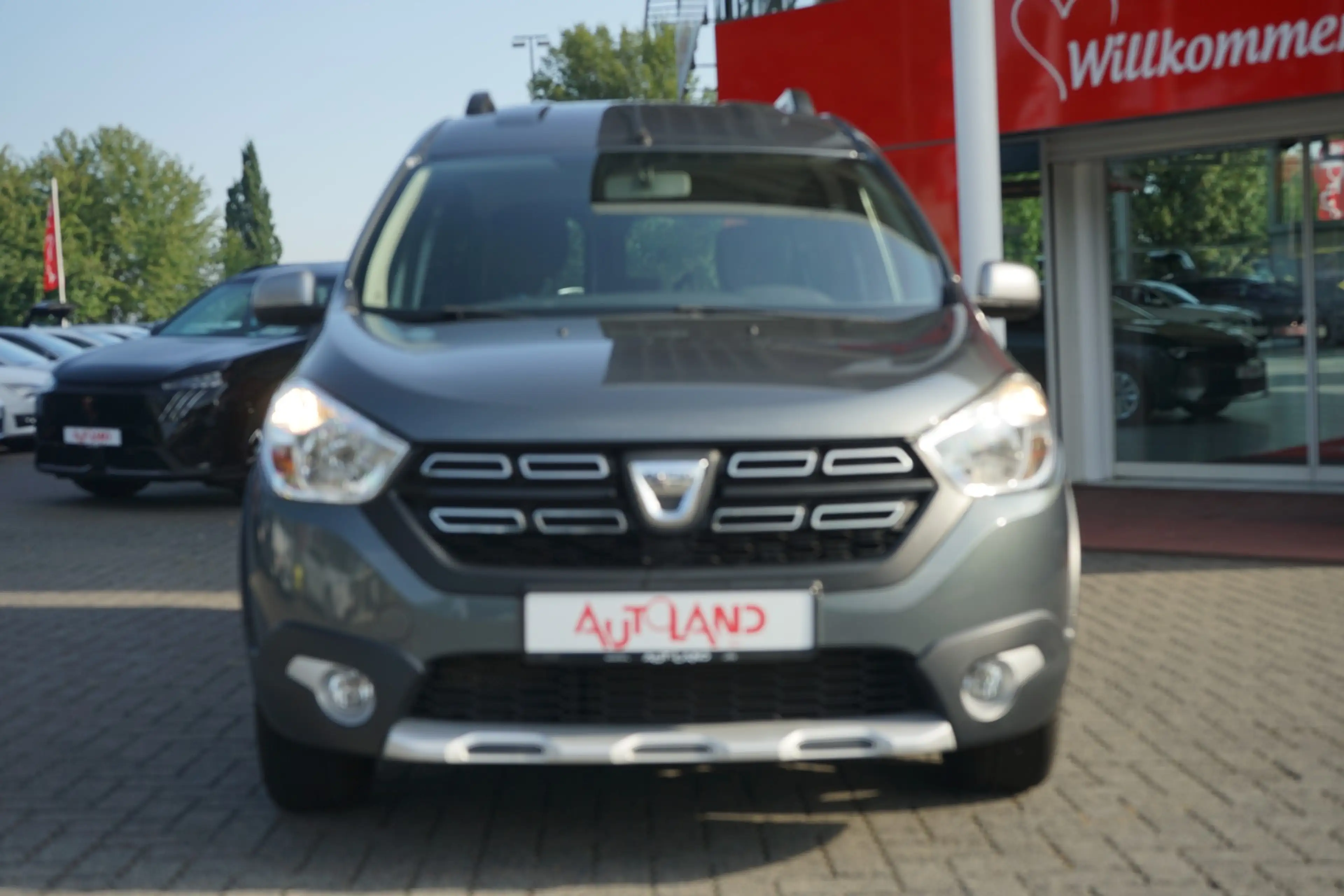 Dacia Dokker Stepway Celebration Navi AHK Sitzheizung — photo 10