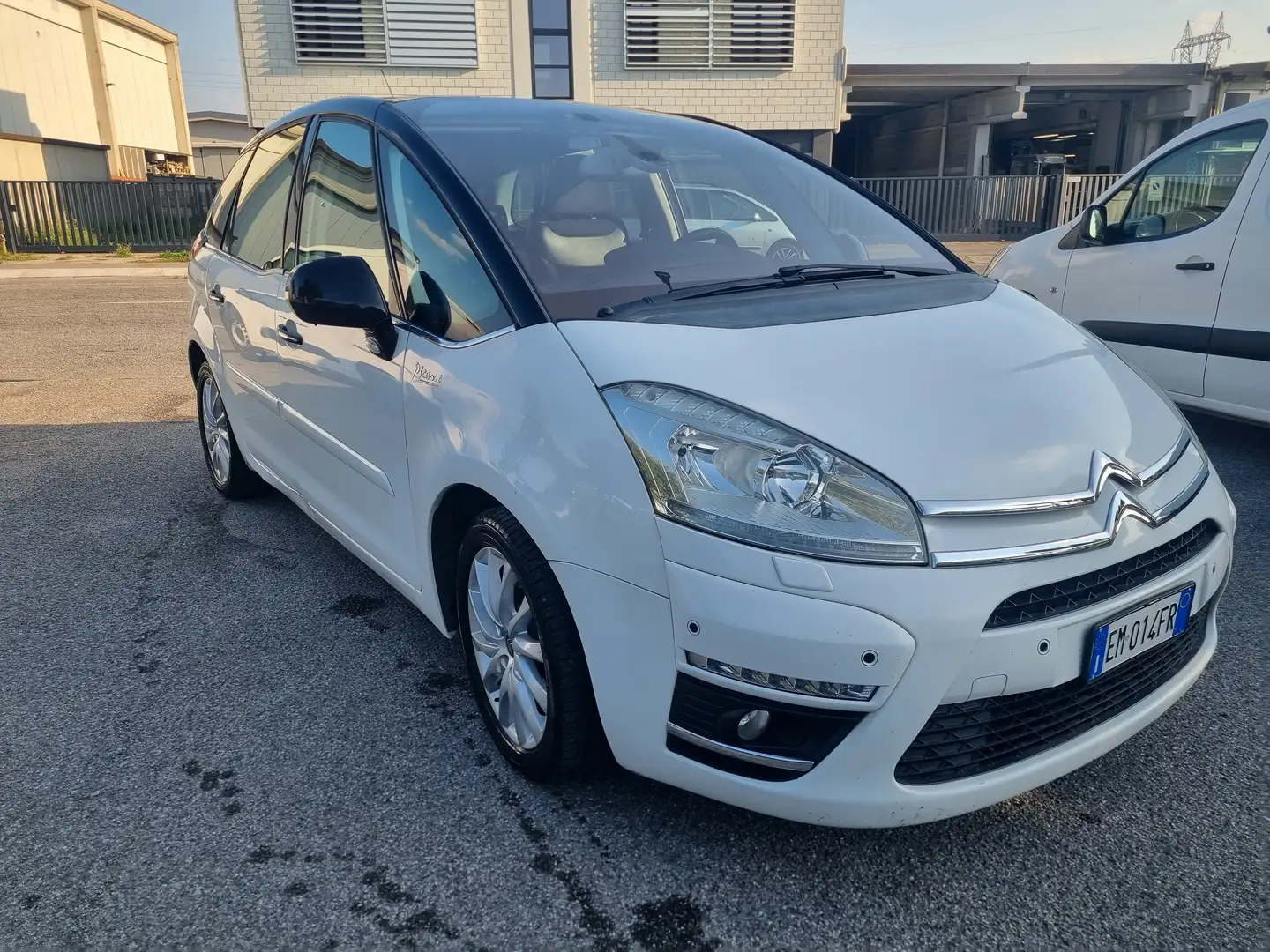 Citroen C4 Picasso C4 Picasso I 2006 2.0 hdi Exclusive 150cv Blanc - 1