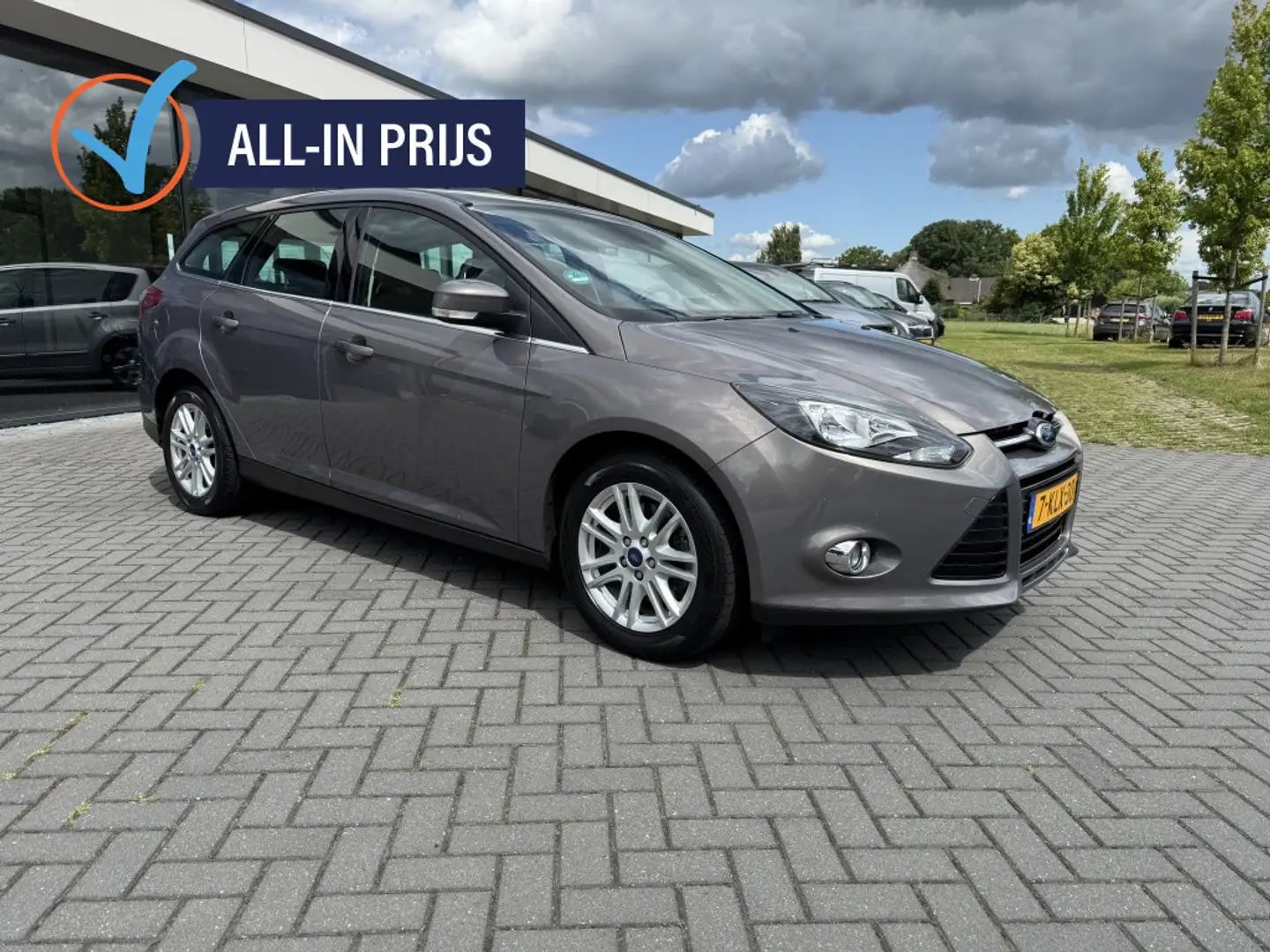 Ford Focus Wagon 1.6 EcoB. Titanium Bruin - 1