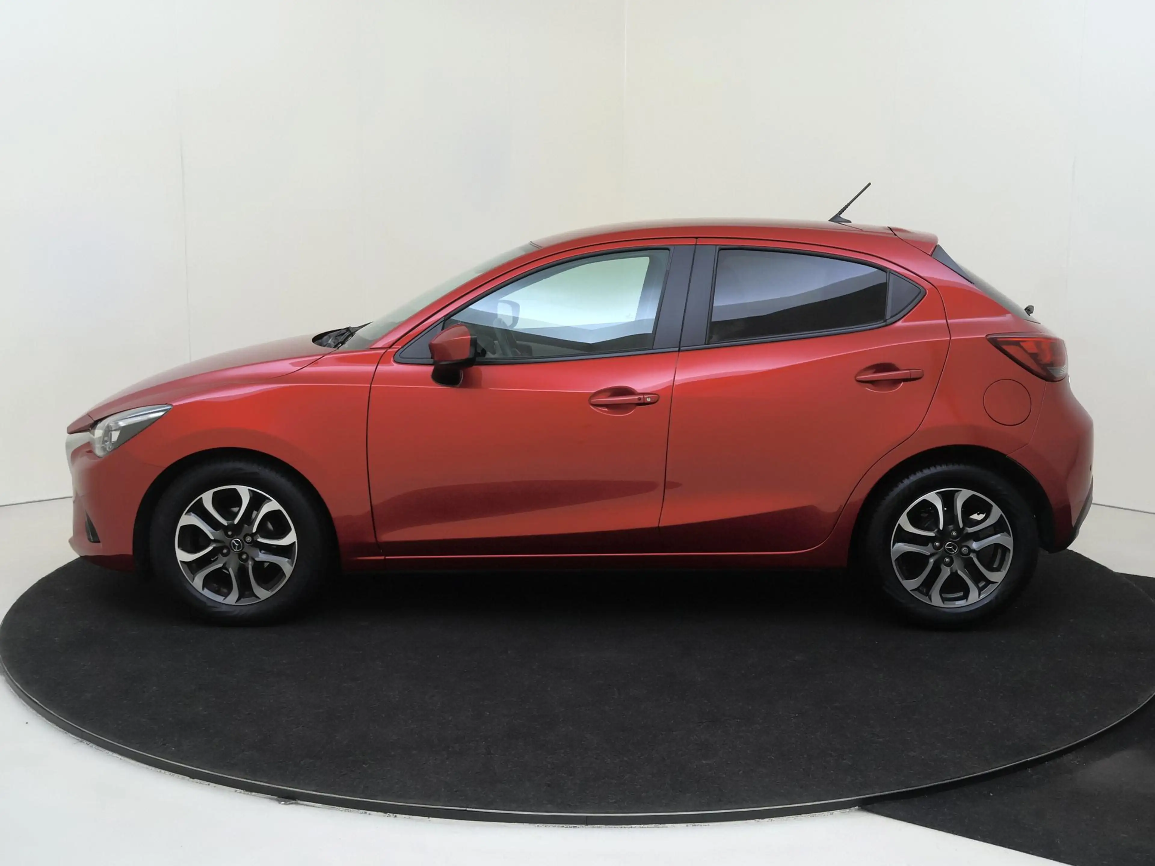 Mazda 2 1.5 Skyactiv-G GT-M | airco automatisch | cruise c — photo 8