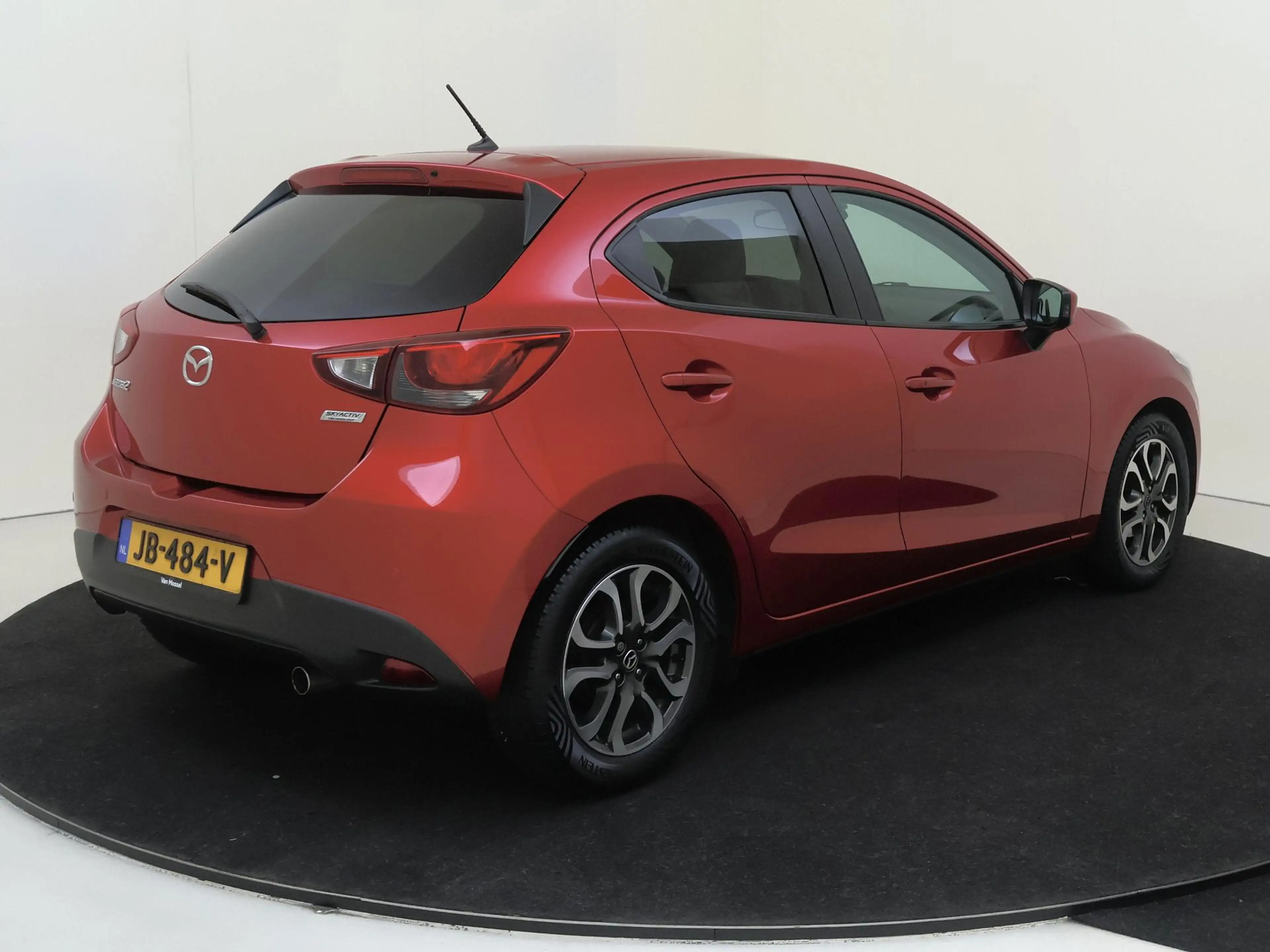 Mazda 2 1.5 Skyactiv-G GT-M | airco automatisch | cruise c — photo 4