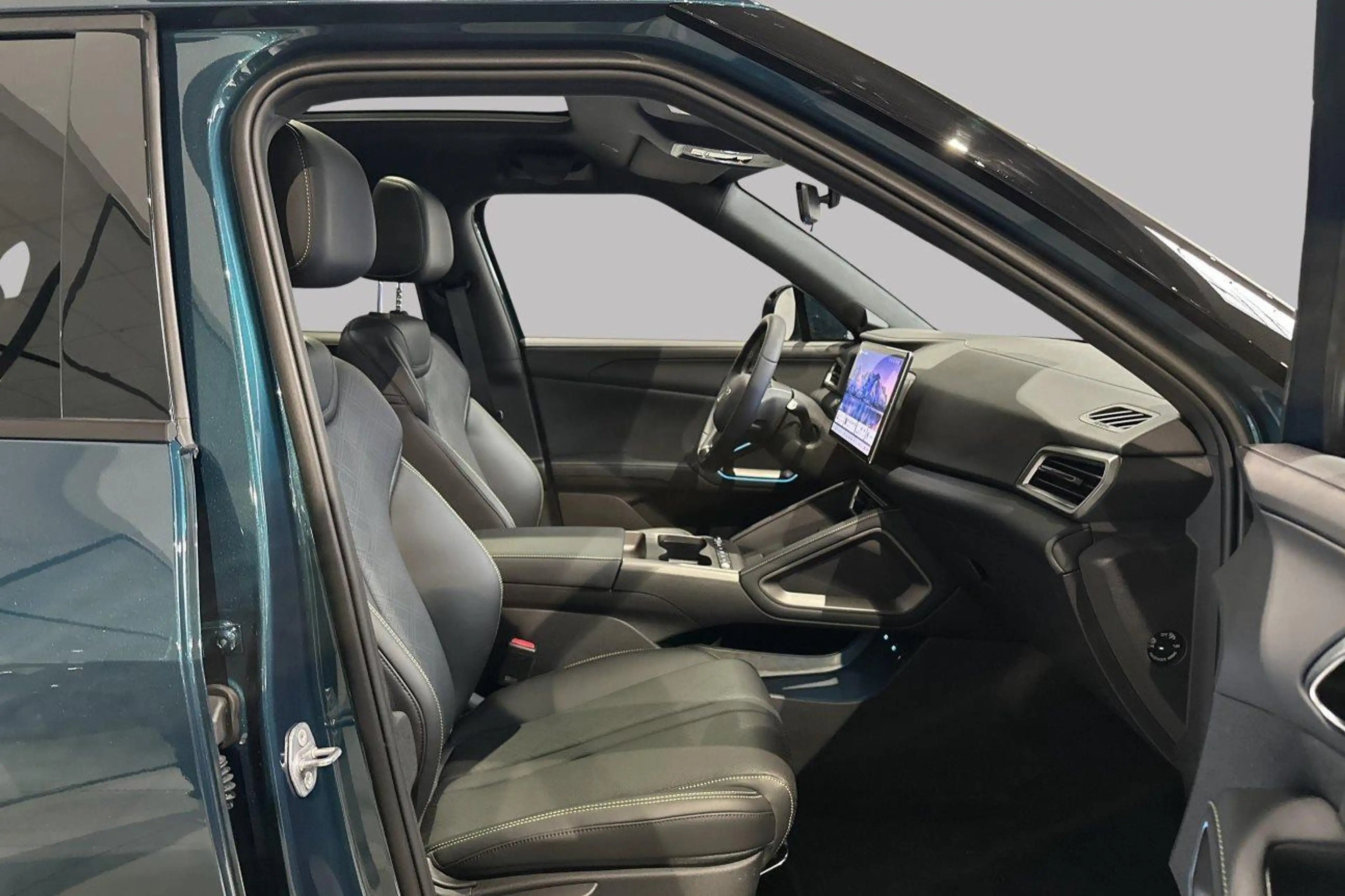 BYD Atto 2 DM-i Boost — photo 8