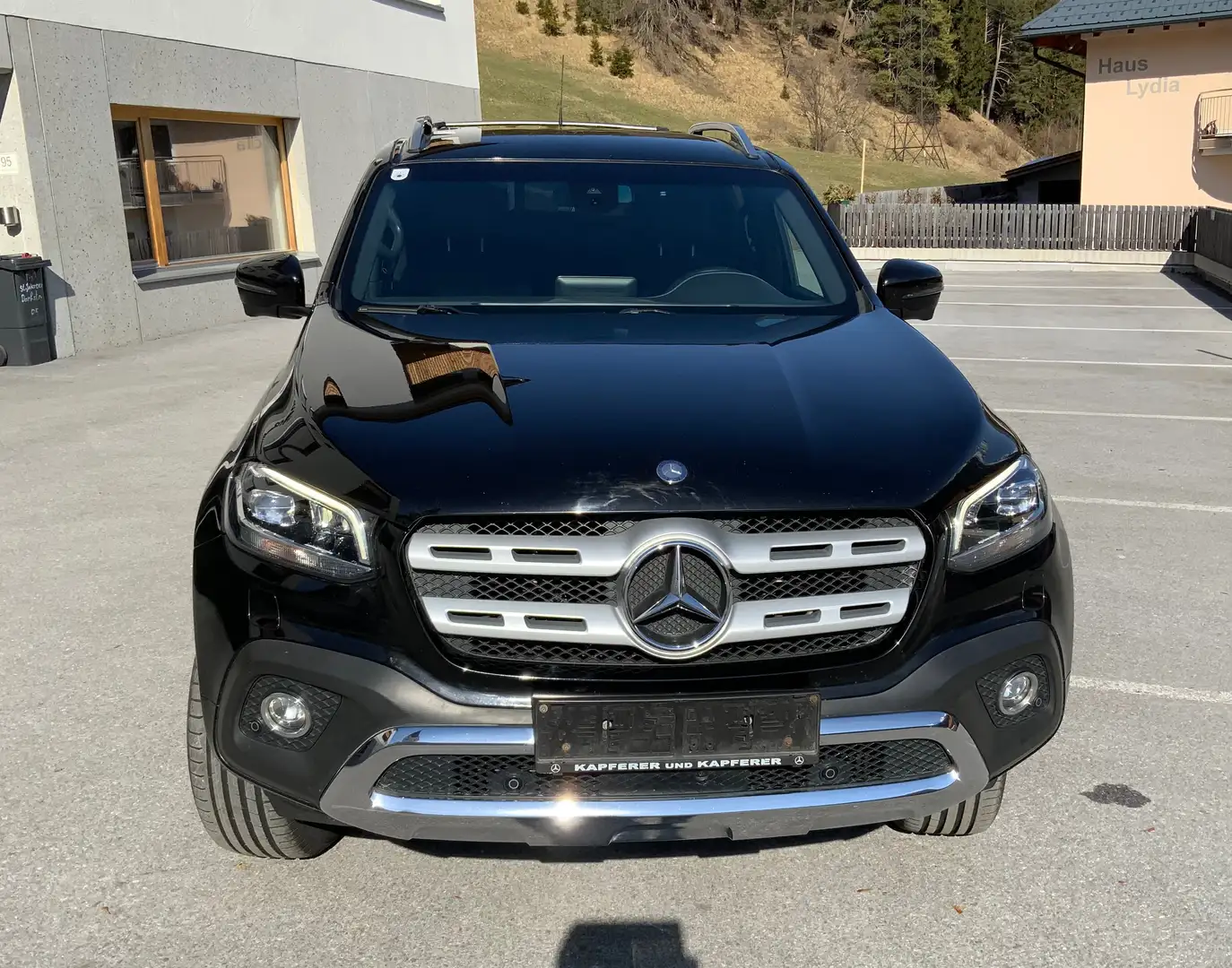 Mercedes-Benz X 250 Power Line Schwarz - 1