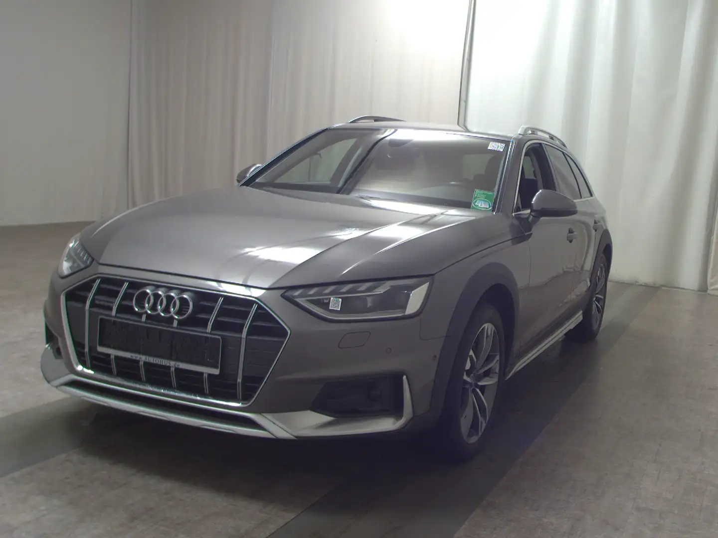 Audi A4 allroad 40 TDI Qu. Leder Navi+ Matrix RfK AHK Grau - 2