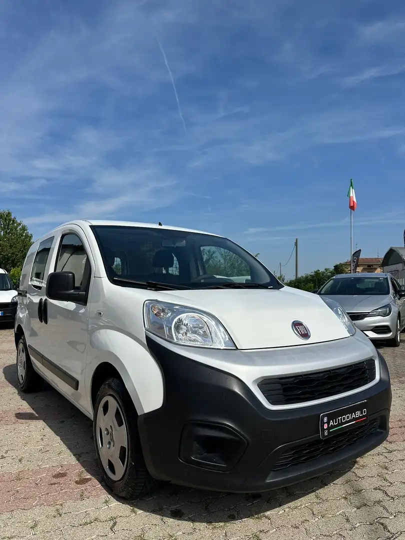 Fiat Fiorino 1.3 MJT CARGO 95CV Weiß - 1