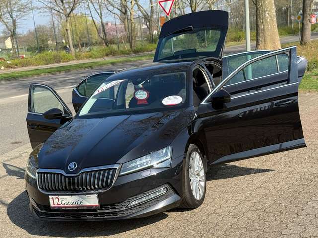 Skoda Superb Style Navi BI-Xenon Kamera PDC ACC 1 Hand