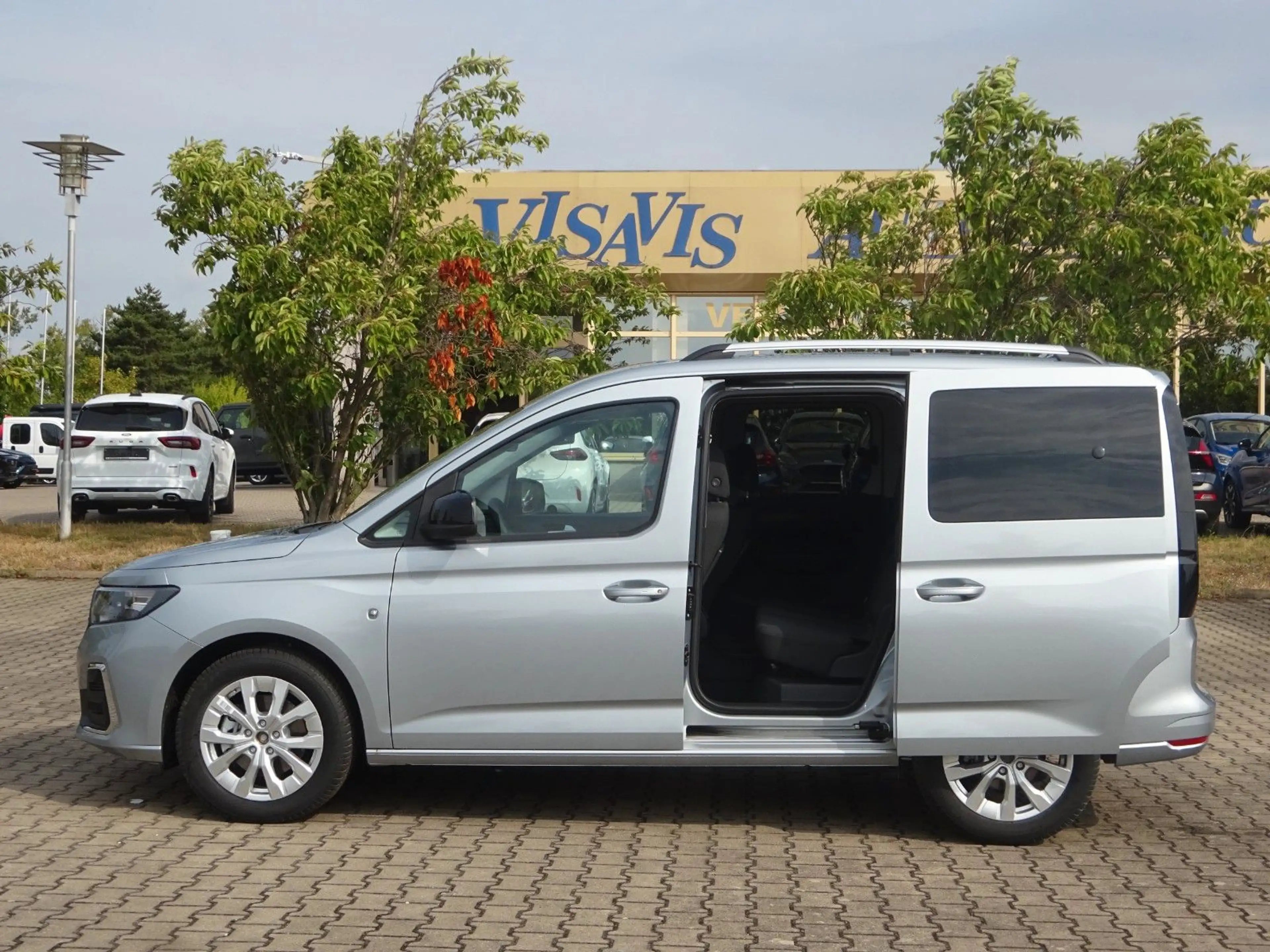 Ford Tourneo Connect Titanium 1.5L EcoB Aut. AHK WiPa — photo 4
