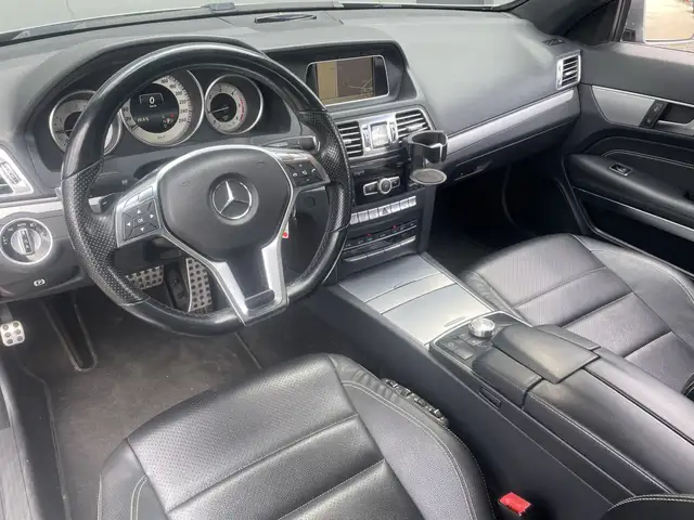 Mercedes-Benz 250 view 7