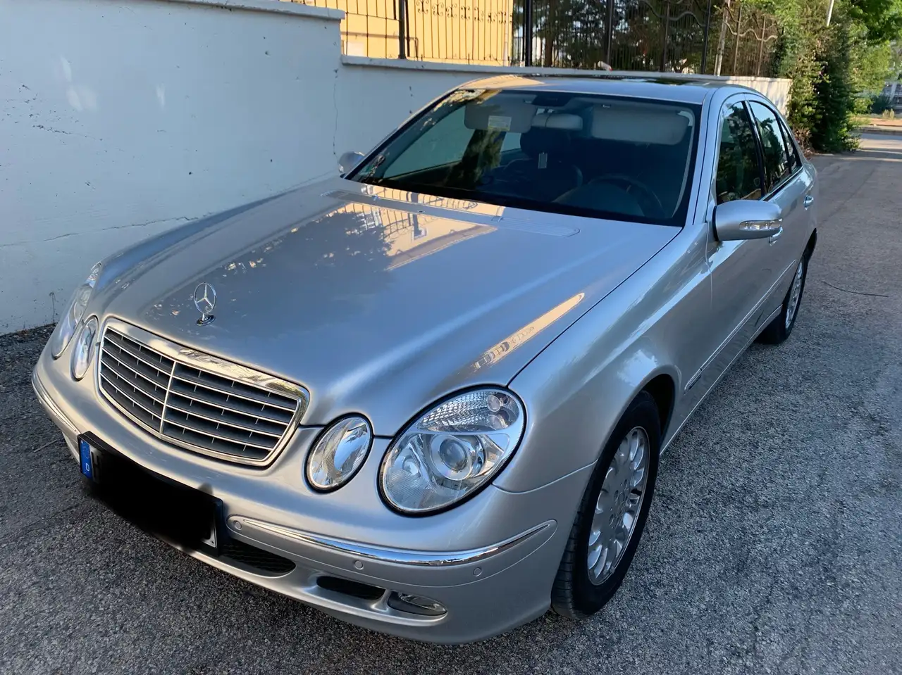 Mercedes-Benz E 280