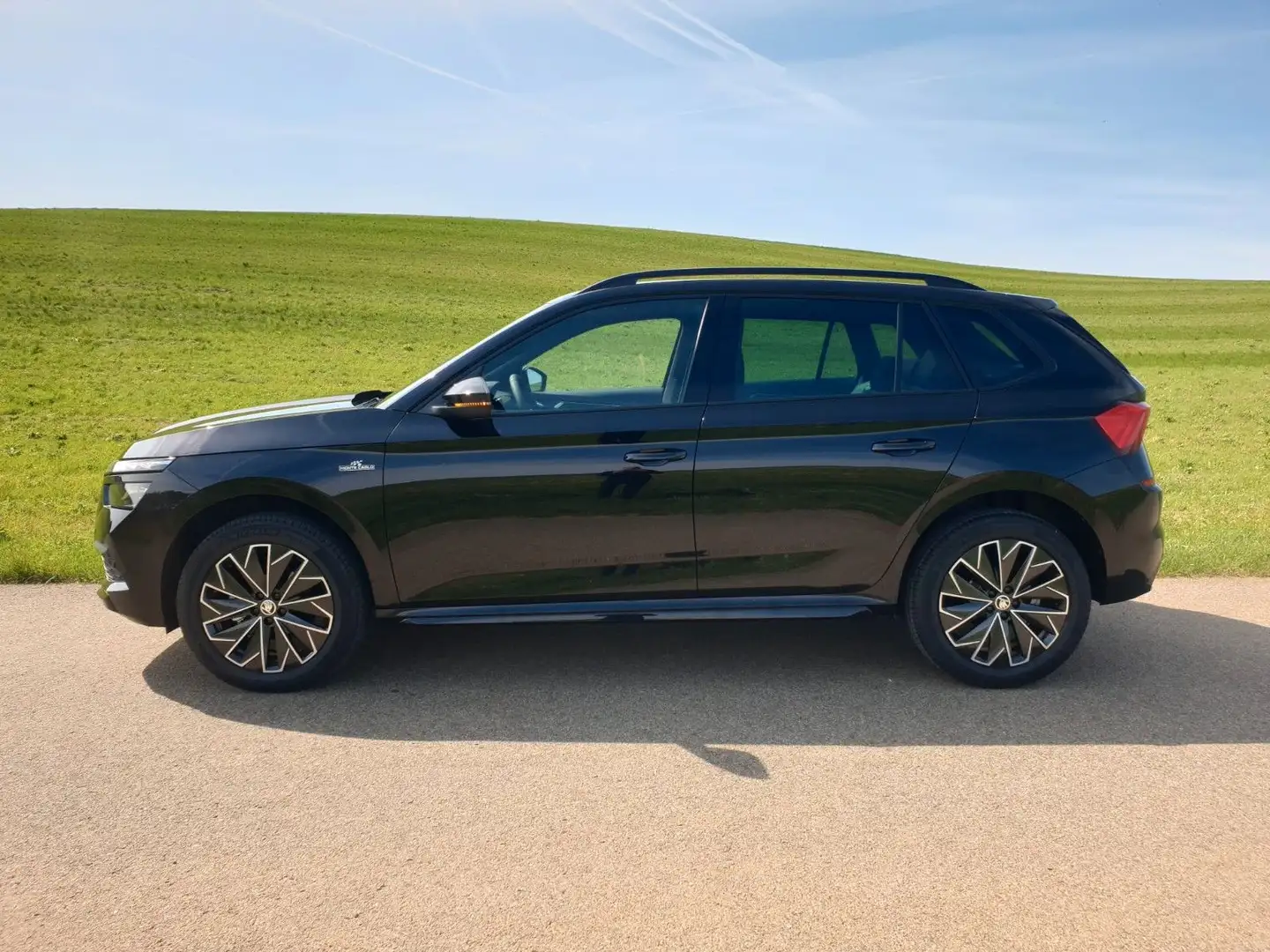 Skoda Kamiq Monte Carlo Schwarz - 2