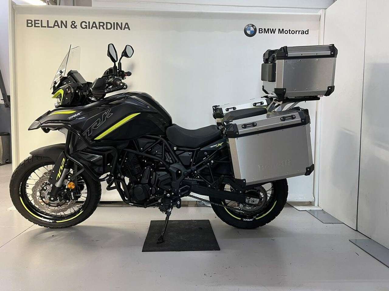 Benelli TRK 702 X abs my23