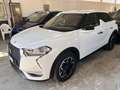 DS Automobiles DS 3 Crossback DS3 1.5 bluehdi So Chic 110cv Weiß - thumbnail 2