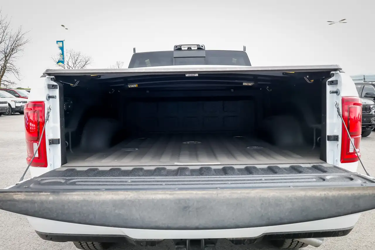 RAM 2500 снимка RAM 2500