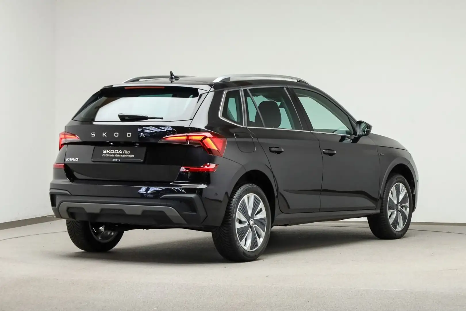 Skoda Kamiq 1.0 TSI DSG Drive*MATRIX*AHK*KAMERA*NAVI*S Noir - 2