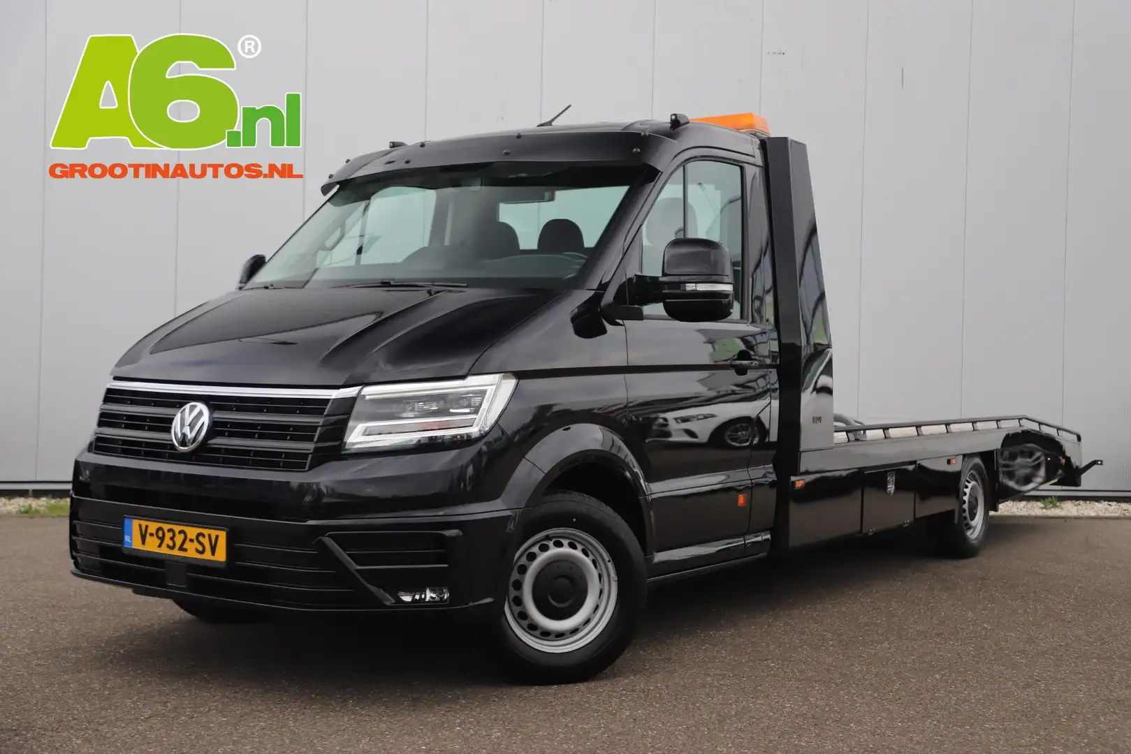 Volkswagen Crafter 35 2.0 TDI L4 4Motion Highline 177PK Automaat TIJH Zwart - 1