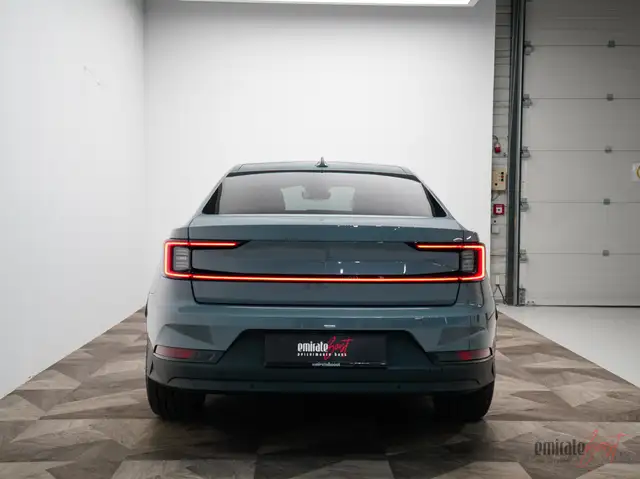 Polestar 2 view 3