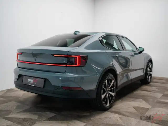 Polestar 2 view 2