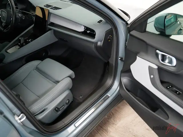 Polestar 2 view 20