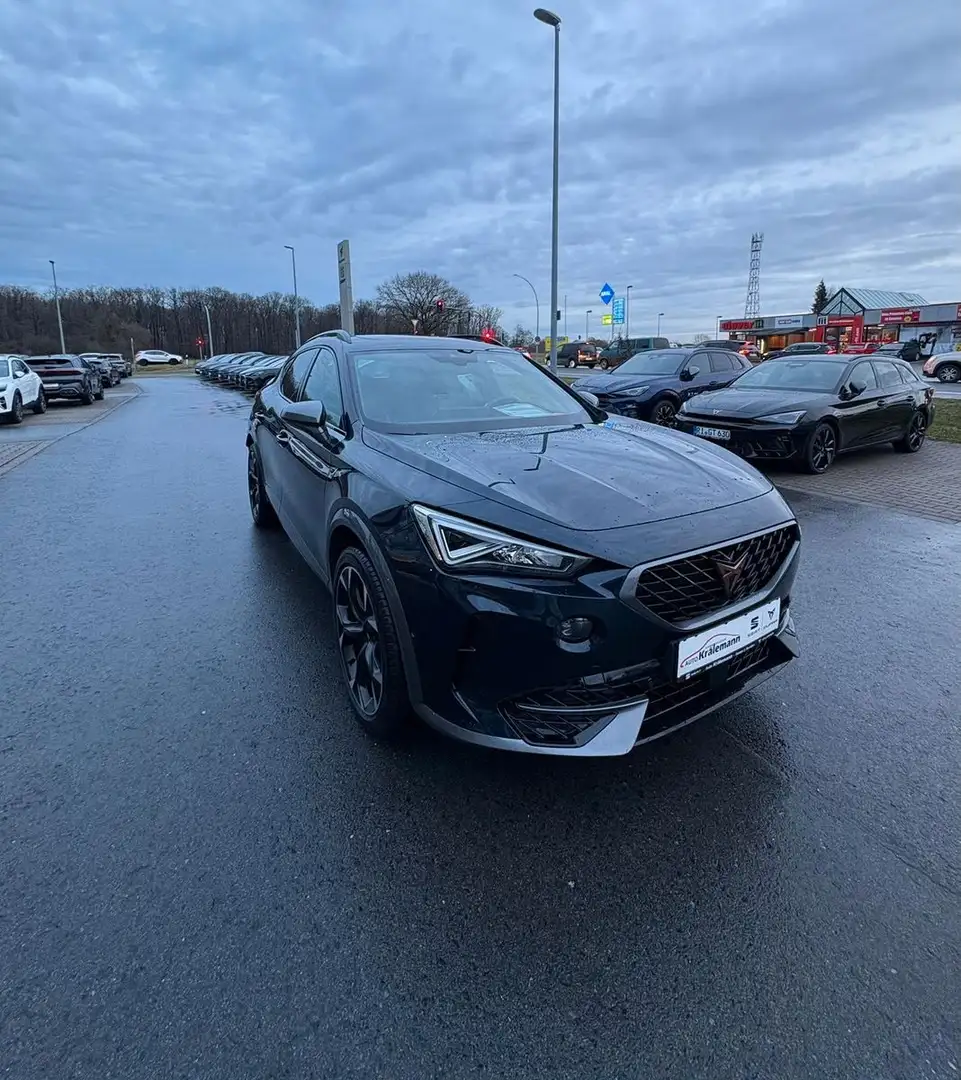 CUPRA Formentor VZ e-Hybrid Blau - 1