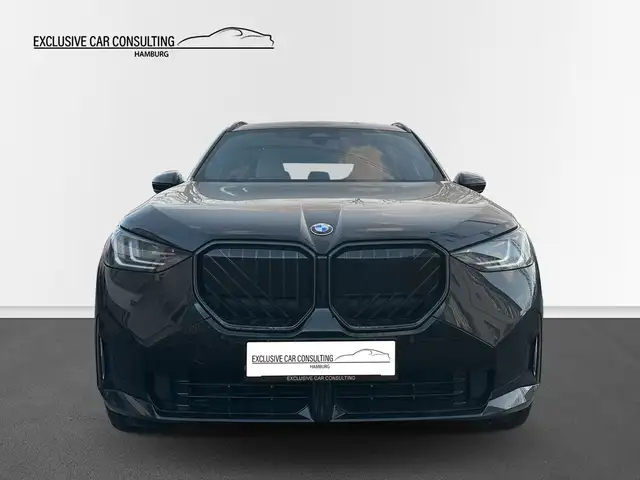 BMW X3 view 2
