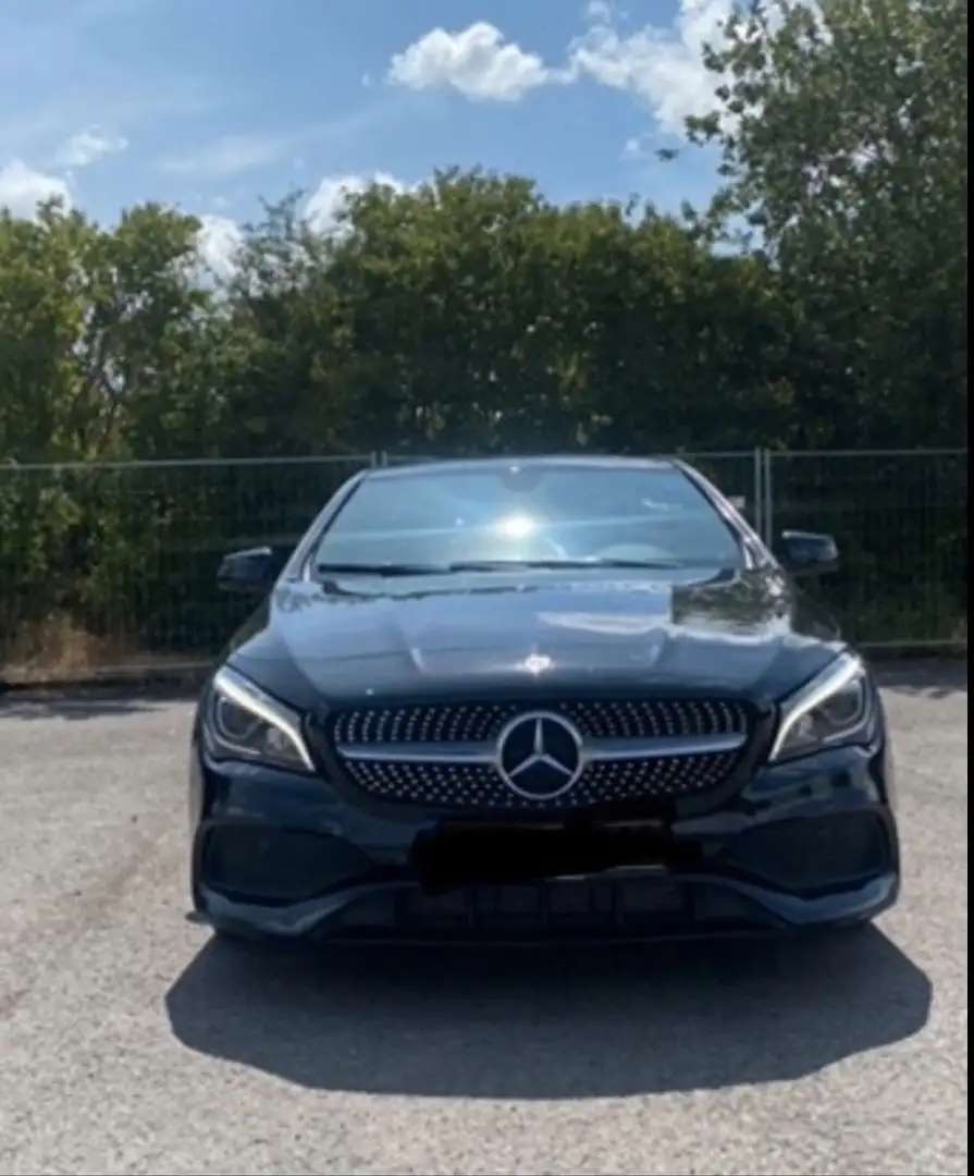 Mercedes-Benz CLA 220 Shooting Brake d 4Matic 7G-DCT AMG Line - 1