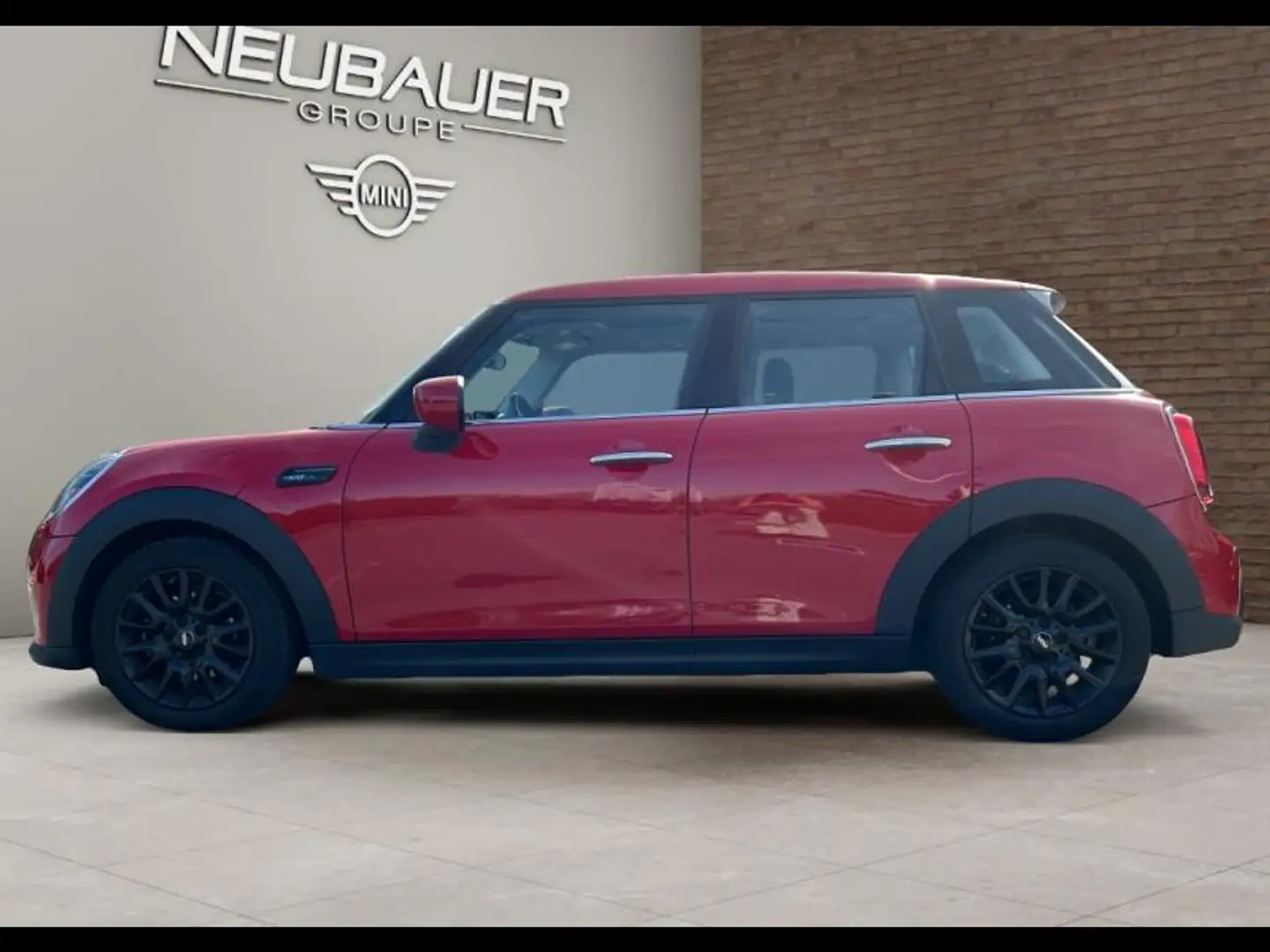 MINI One One 102ch Edition Camden Rouge - 2