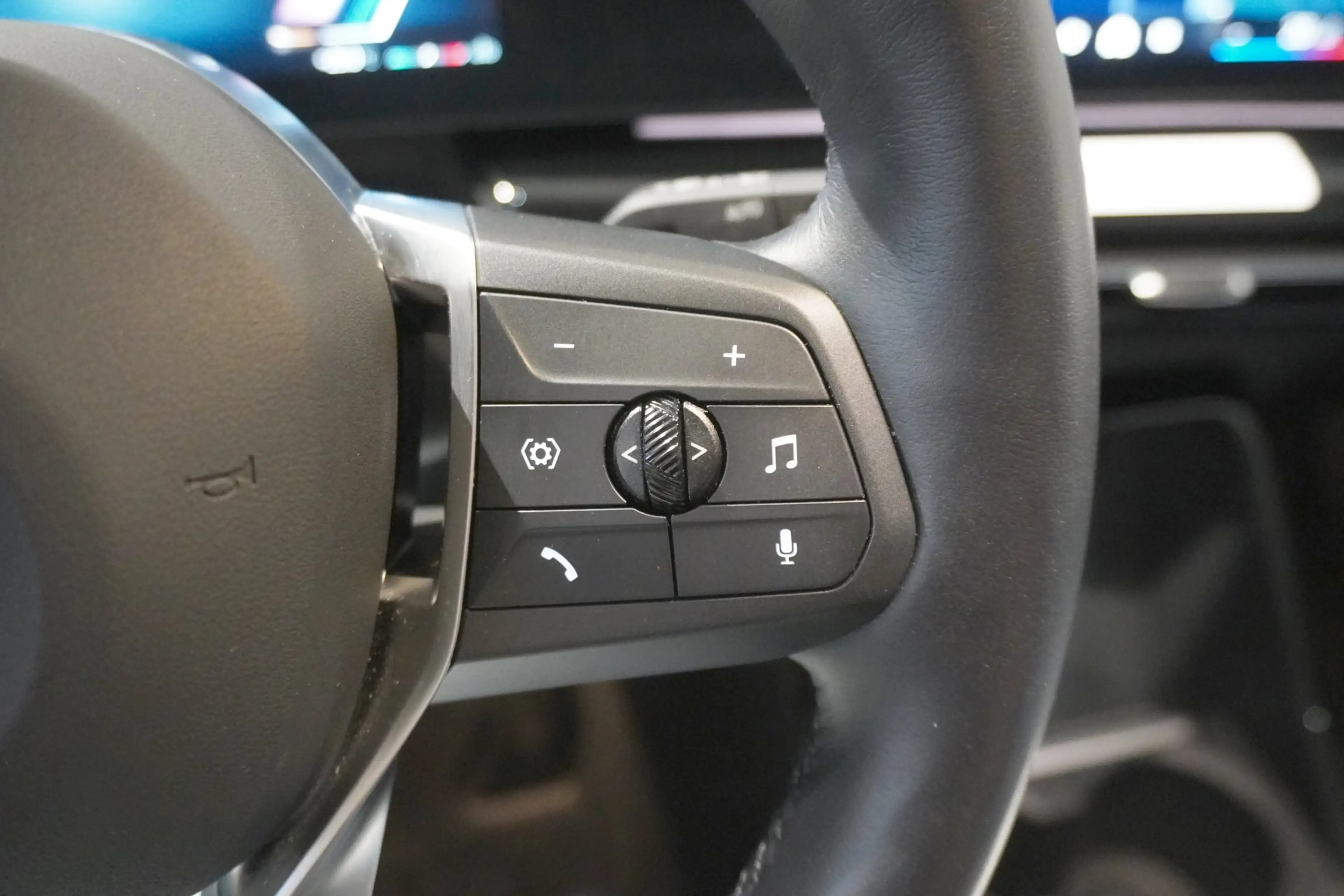 BMW 216 i — photo 15